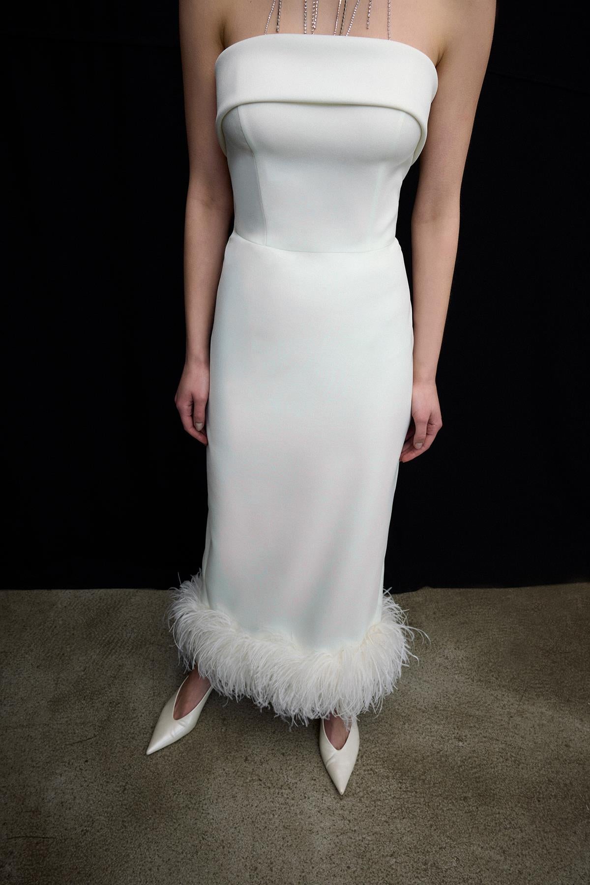 Strapless Feather Skirt Detailed Midi Evening Dress