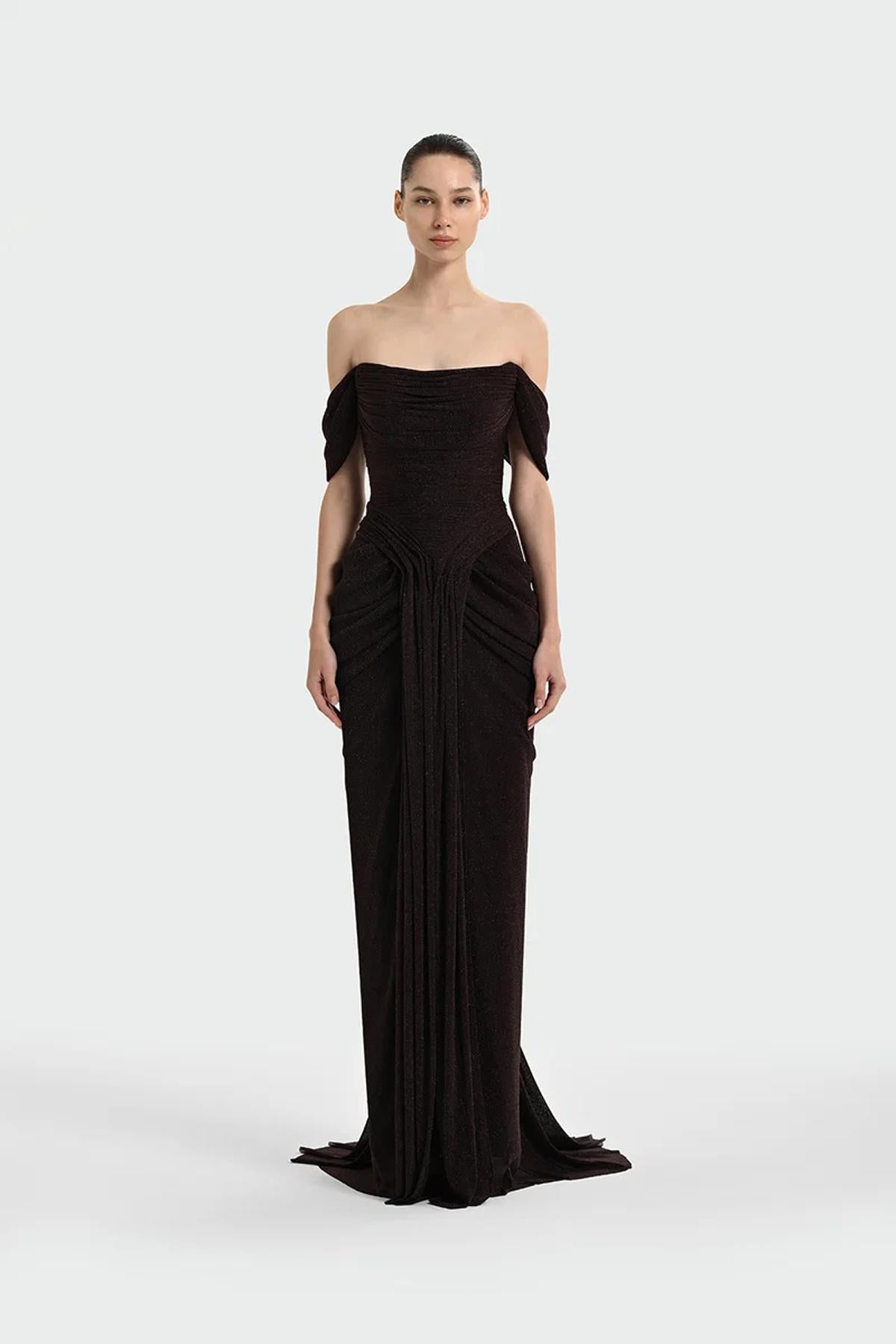 Düşük Omuz Ön Drape Detaylı Abiye Elbise