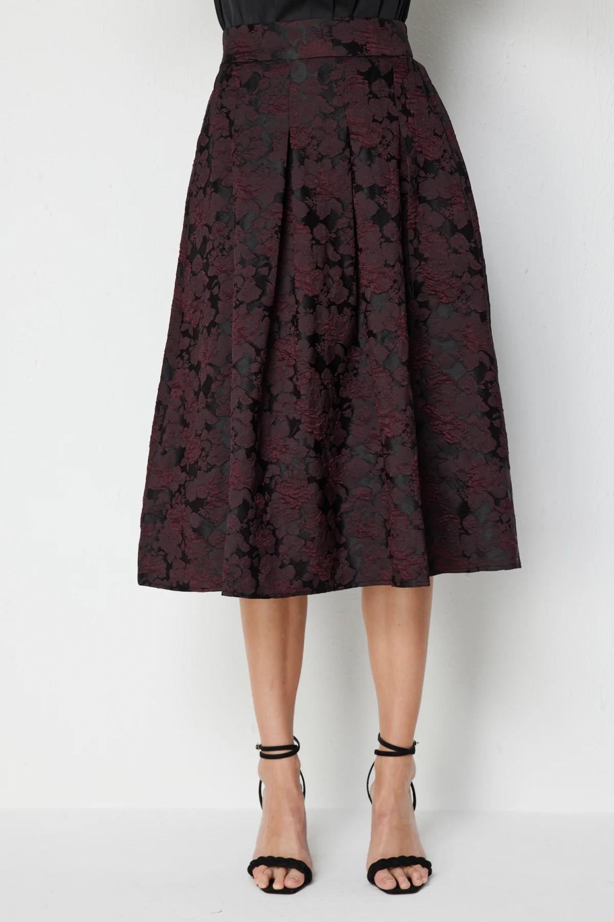 Çiçek Desenli Pileli Midi Etek