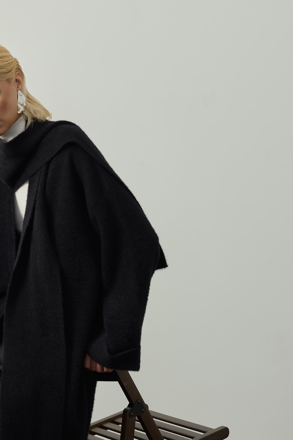 Şal Detaylı Tek Düğmeli Kap