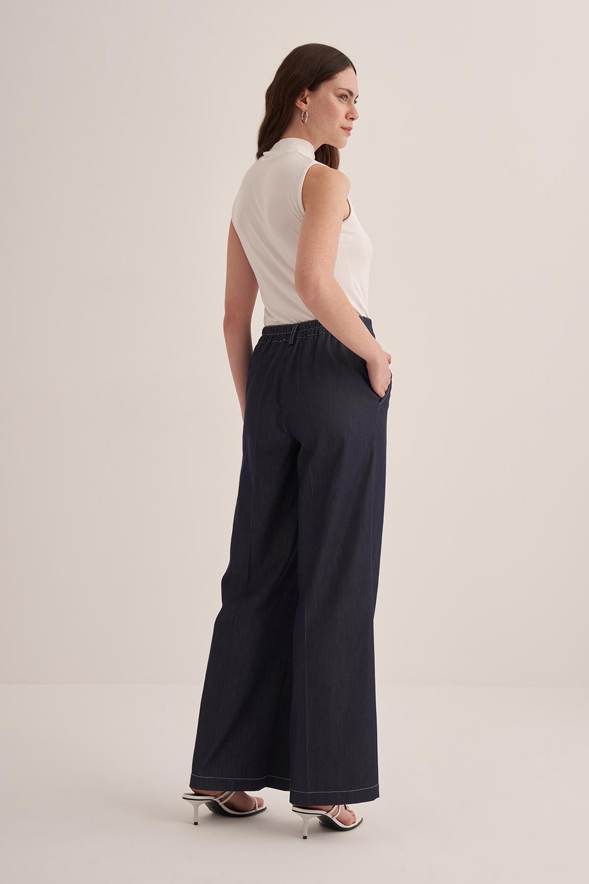 Wide Leg Jeans