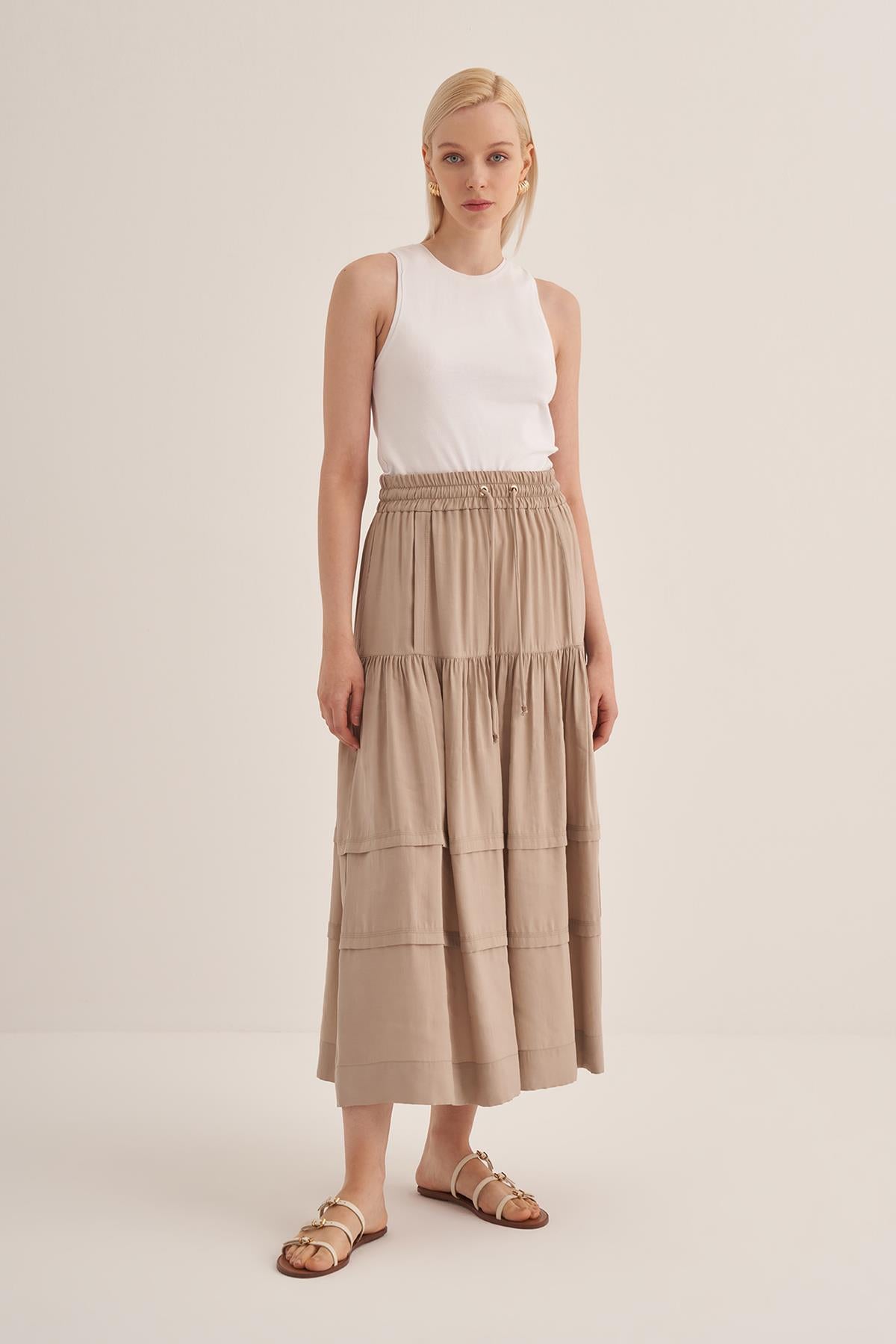 Elastic Waist Layered Skirt