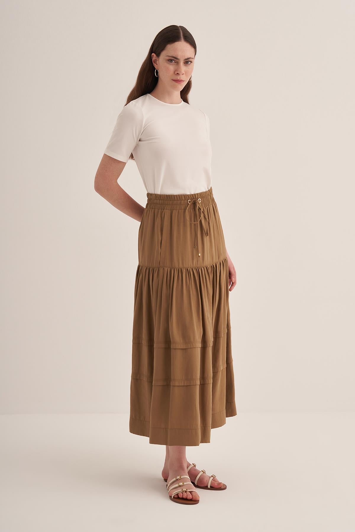 Elastic Waist Layered Skirt