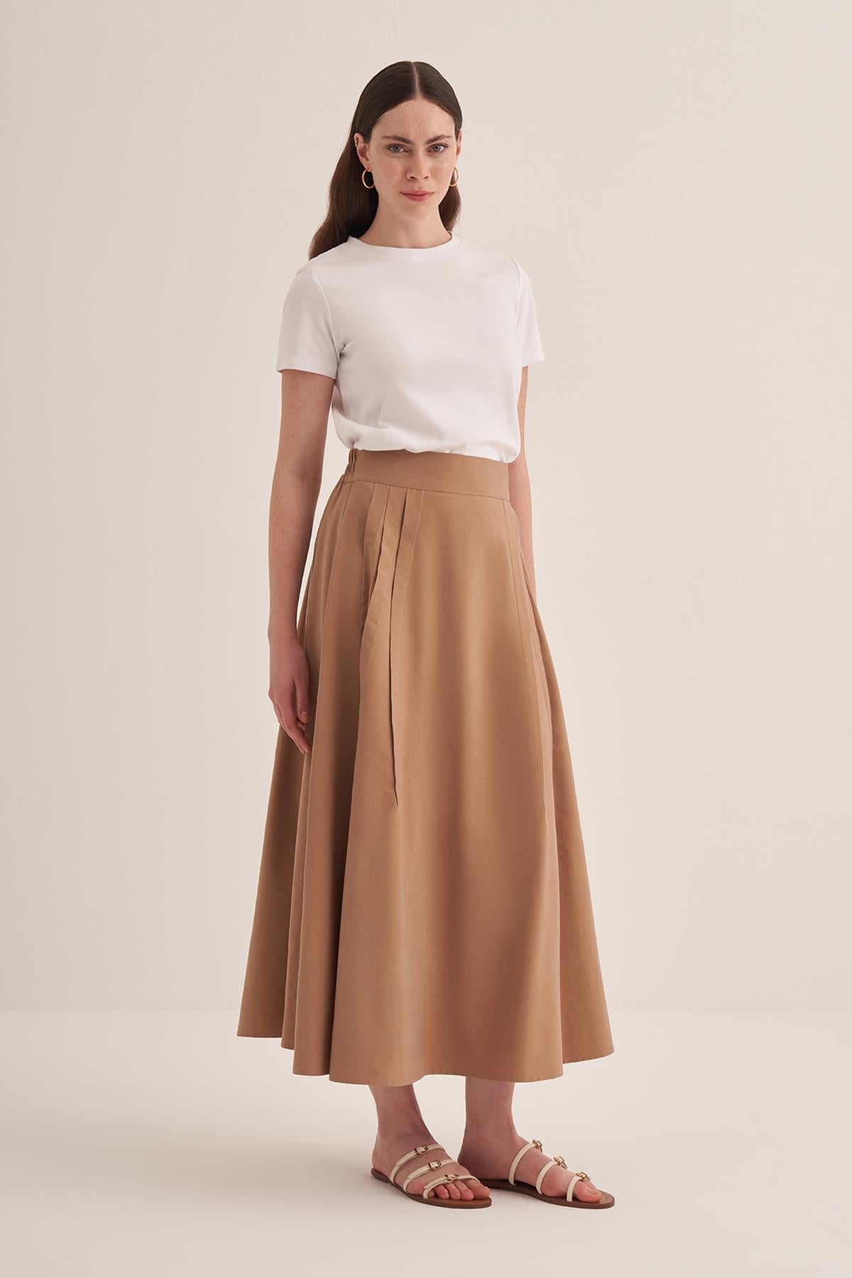 Side Pleated Elastic Waist Skirt