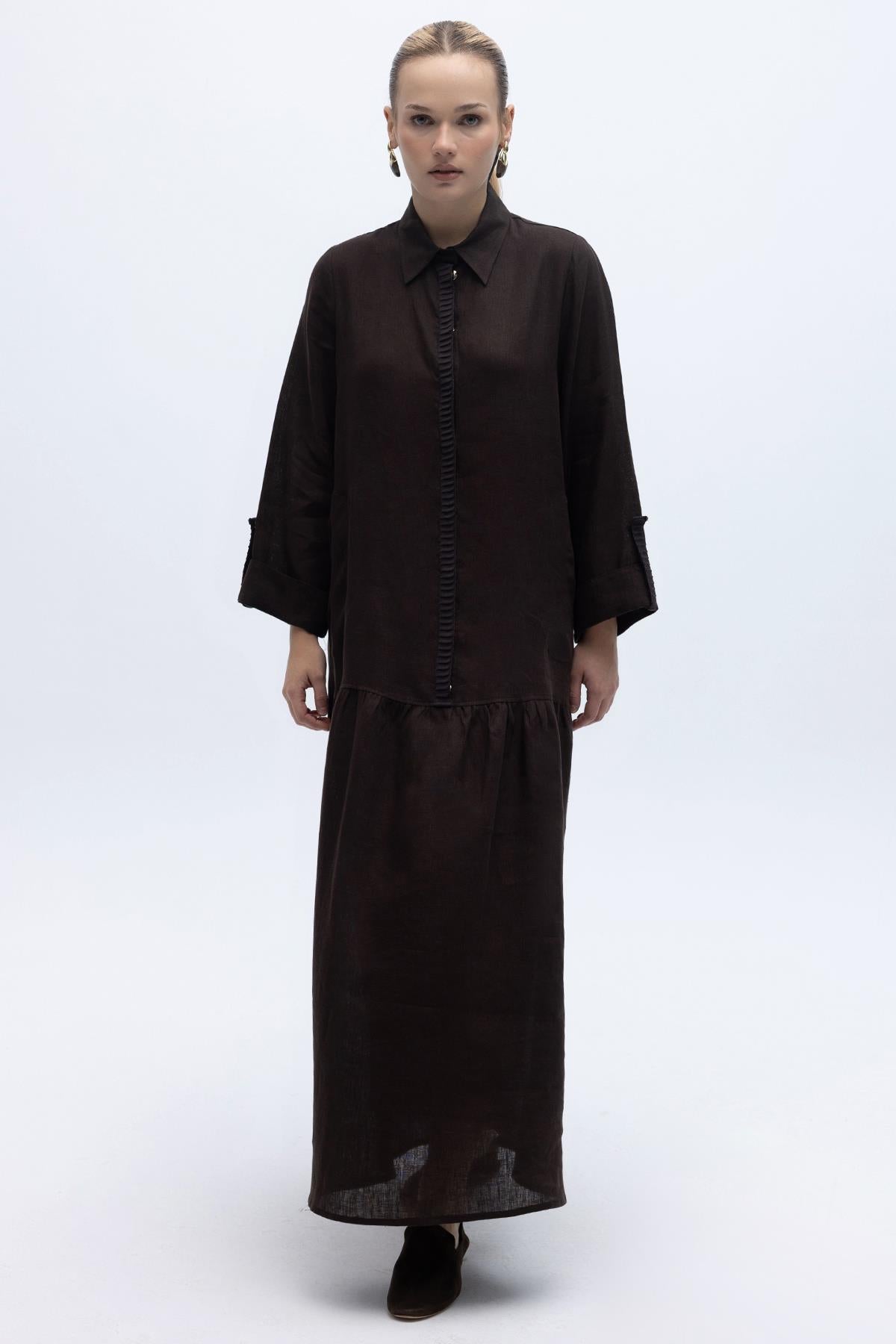 Linen Dress with Shirt Collar Holding Detail