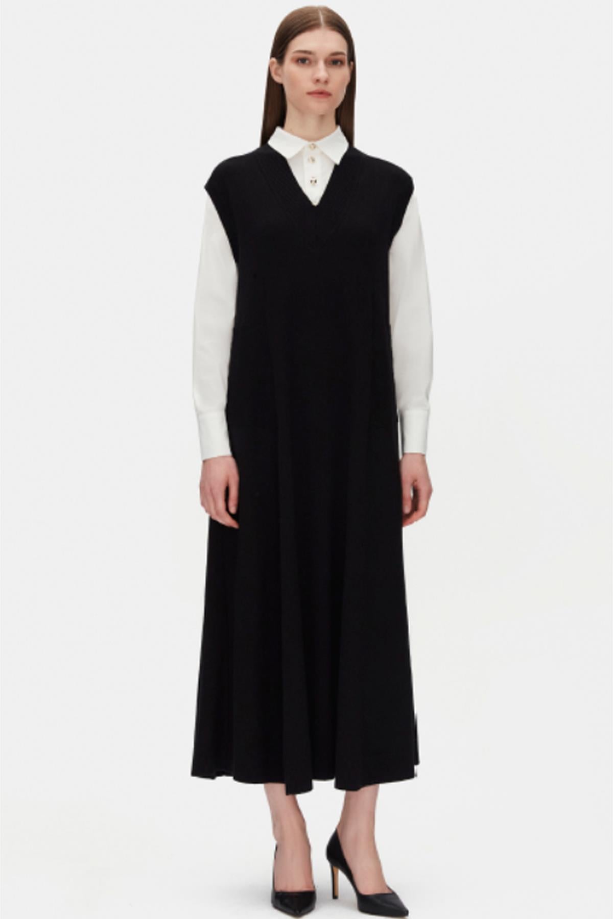 Sleeveless V-Neck Knit Dress