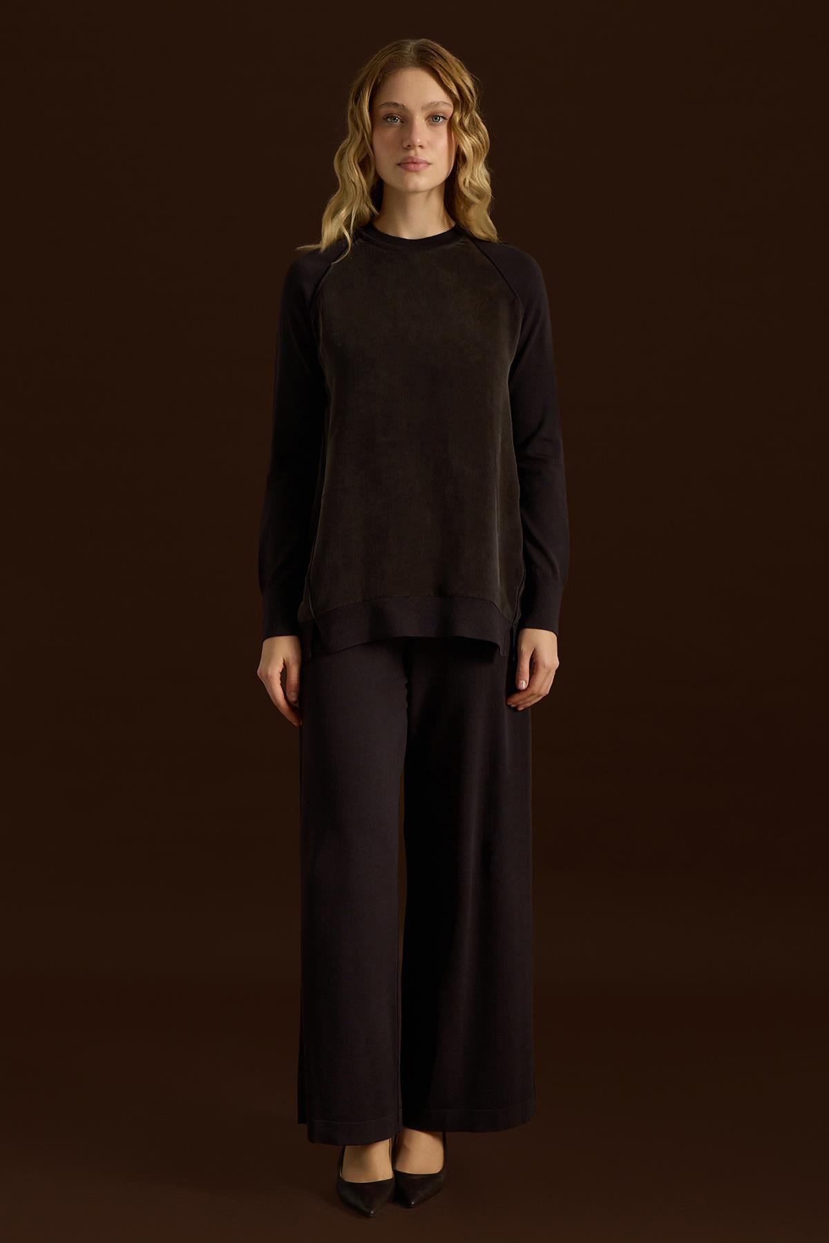 تونيك من الكوبرو المحبوك بأكمام 