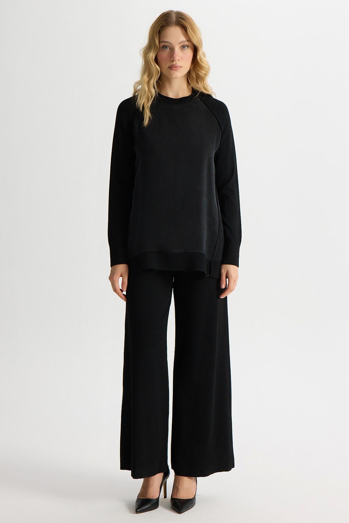 تونيك من الكوبرو المحبوك بأكمام 