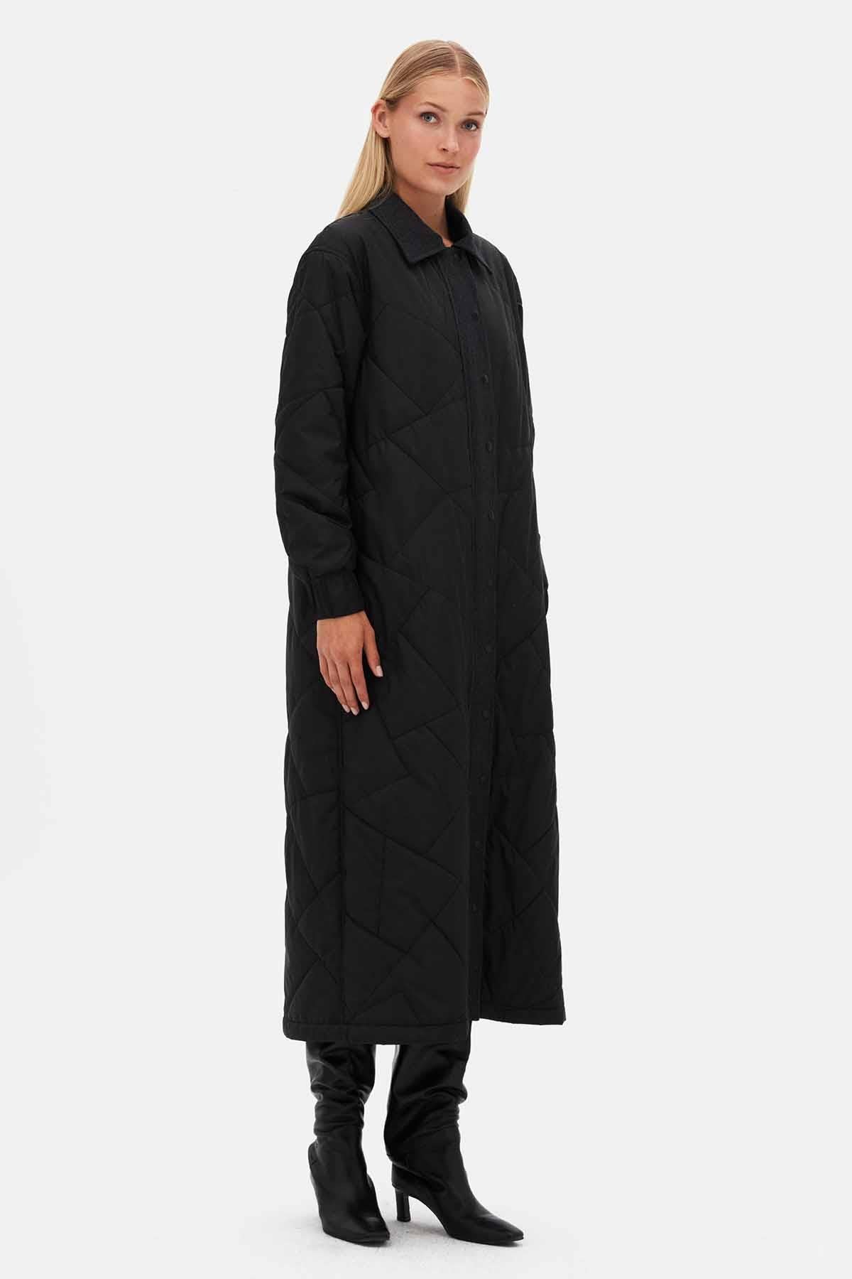 Fermuarlı Ve Çıtçıtlı Kapitone Şişme Kaban