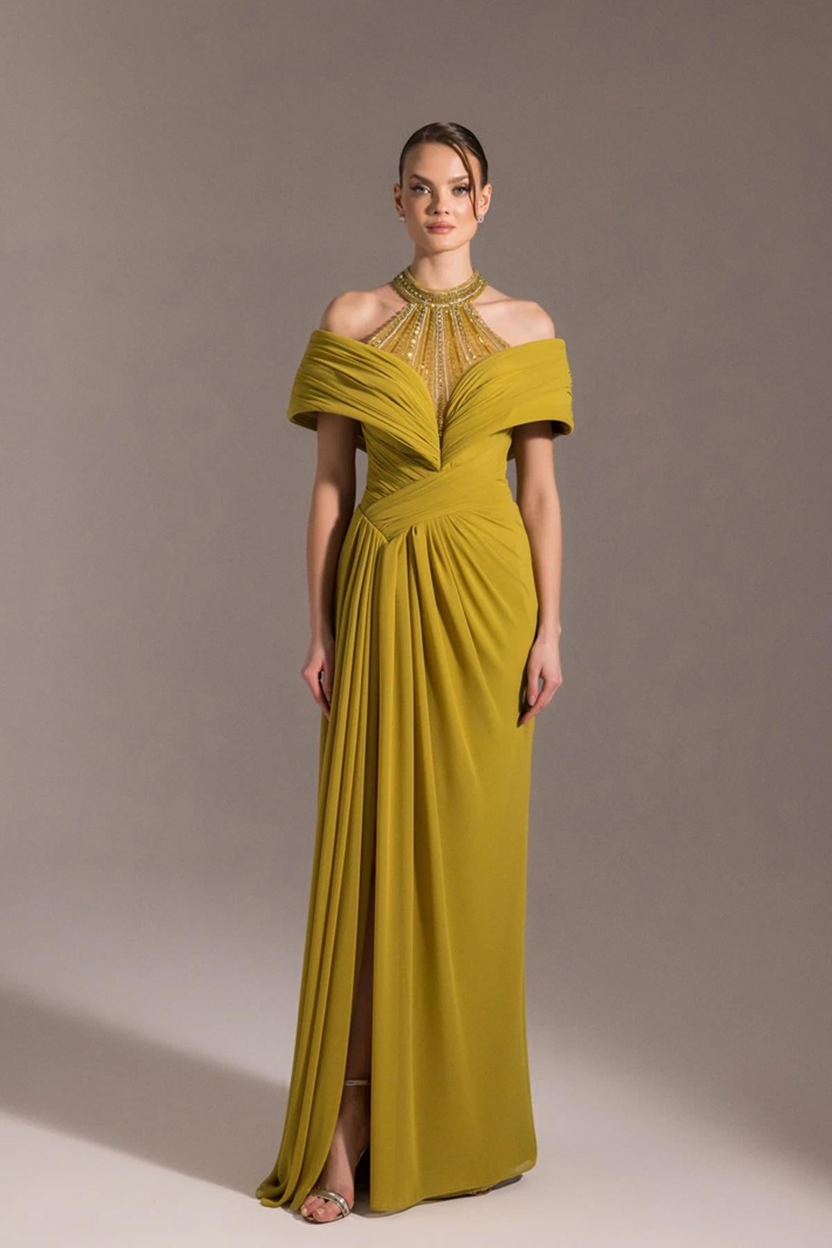Low-cut Detailed Stone Embroidered Draped Slit Chiffon Evening Dress