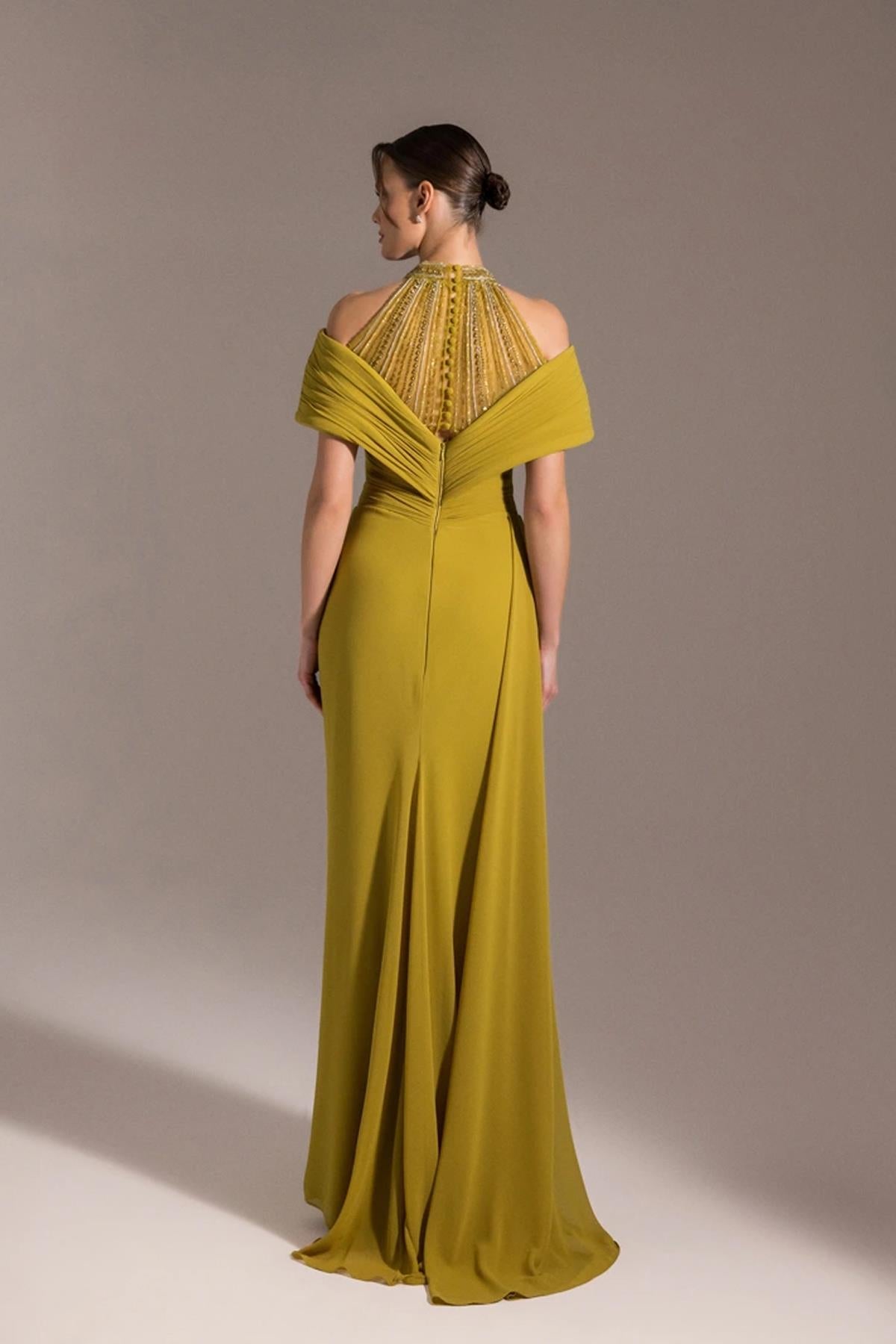 Low-cut Detailed Stone Embroidered Draped Slit Chiffon Evening Dress