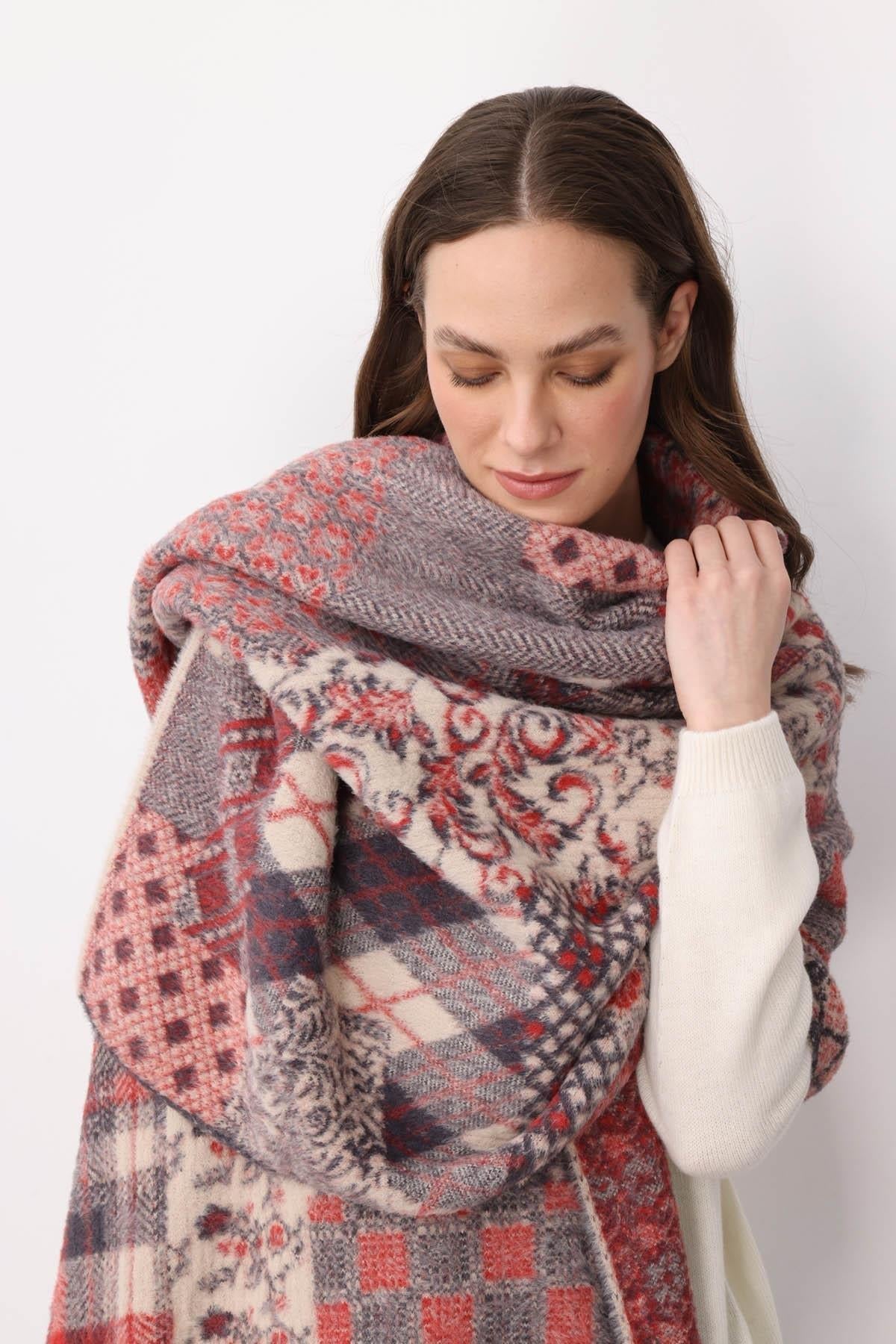 Kırk Yama Desenli Sakallı İp Büyük Şal