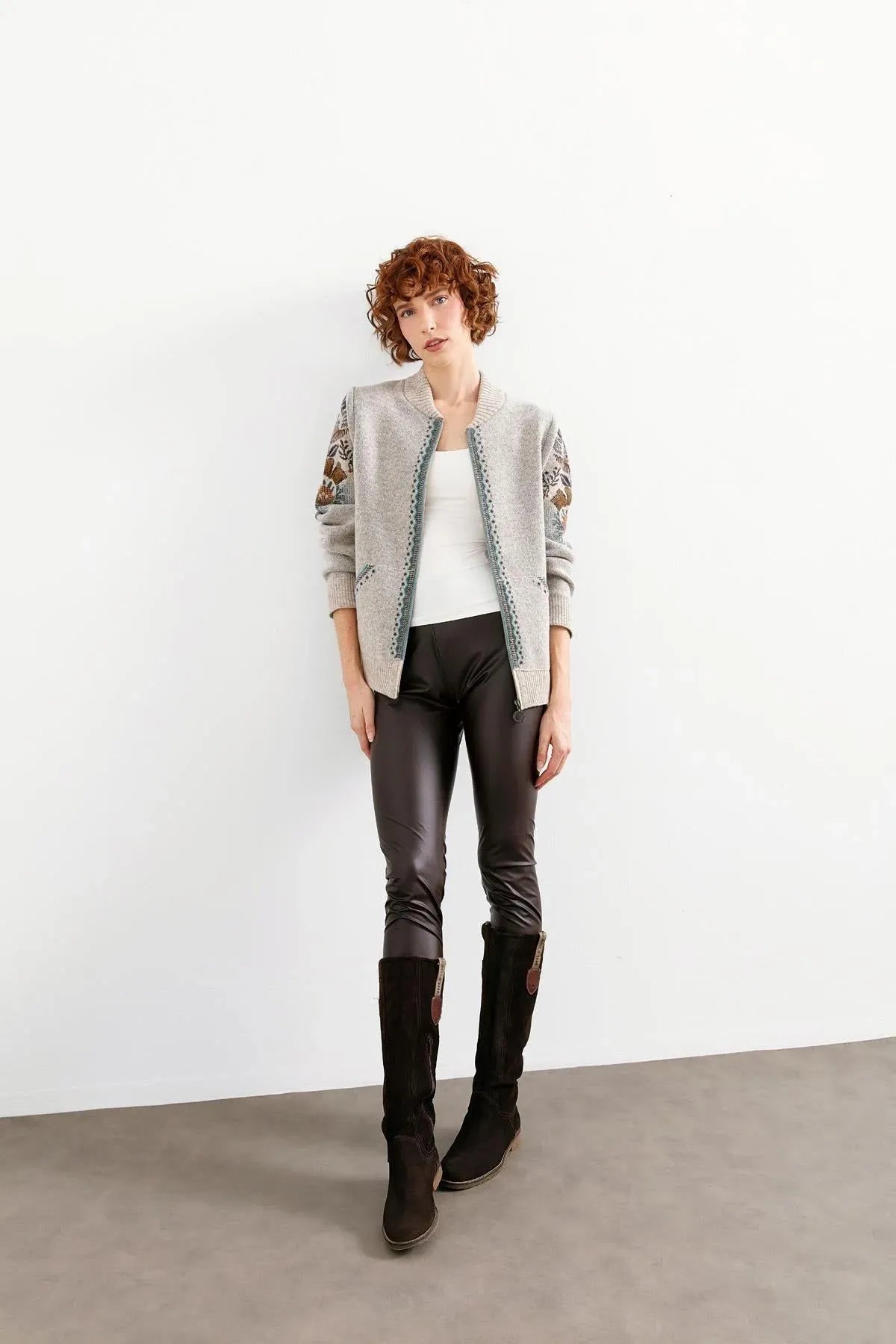 Wool Jacket with Floral Pattern on the Back and Sleeves of the Grandad Collar 
