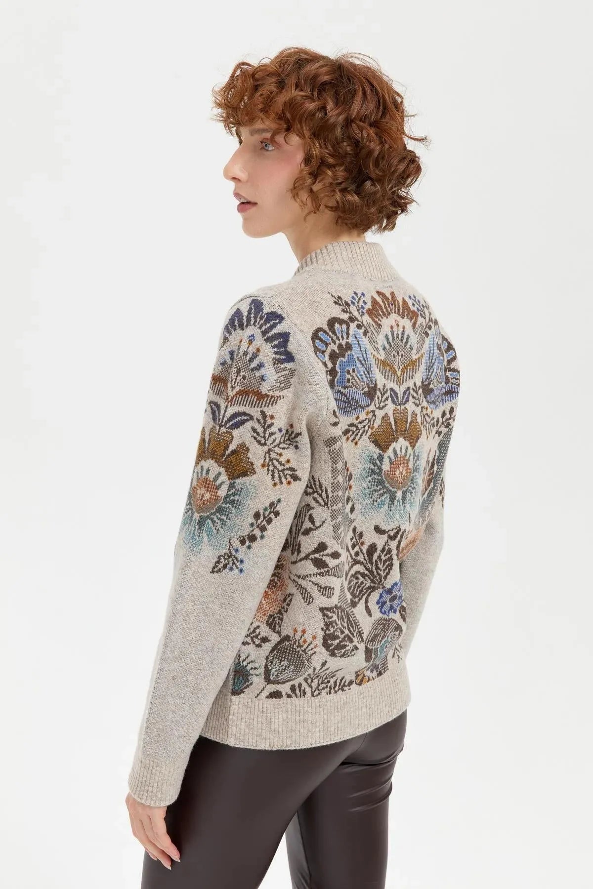 Wool Jacket with Floral Pattern on the Back and Sleeves of the Grandad Collar 