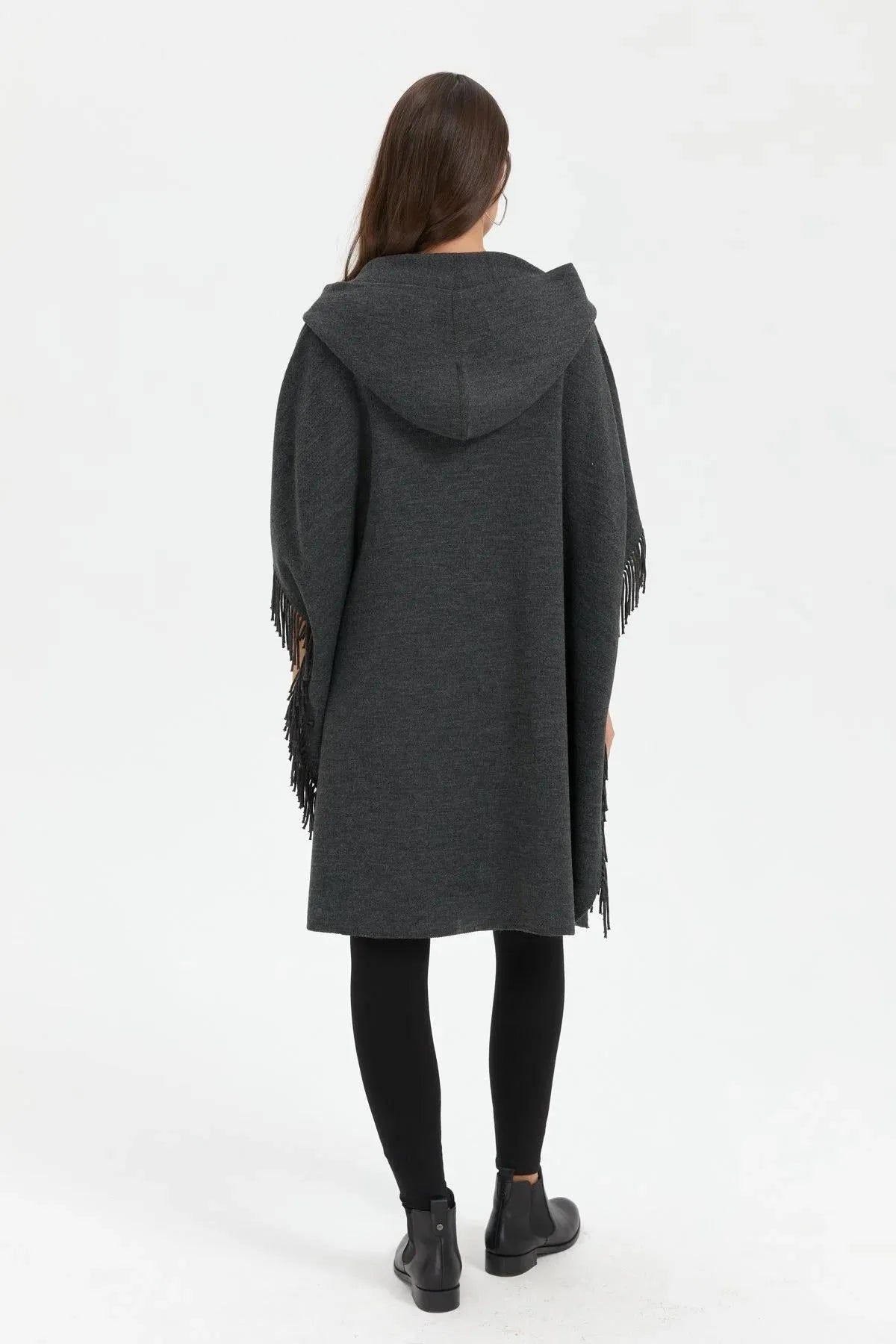 Hooded Shoulder Flower Embroidered Poncho 