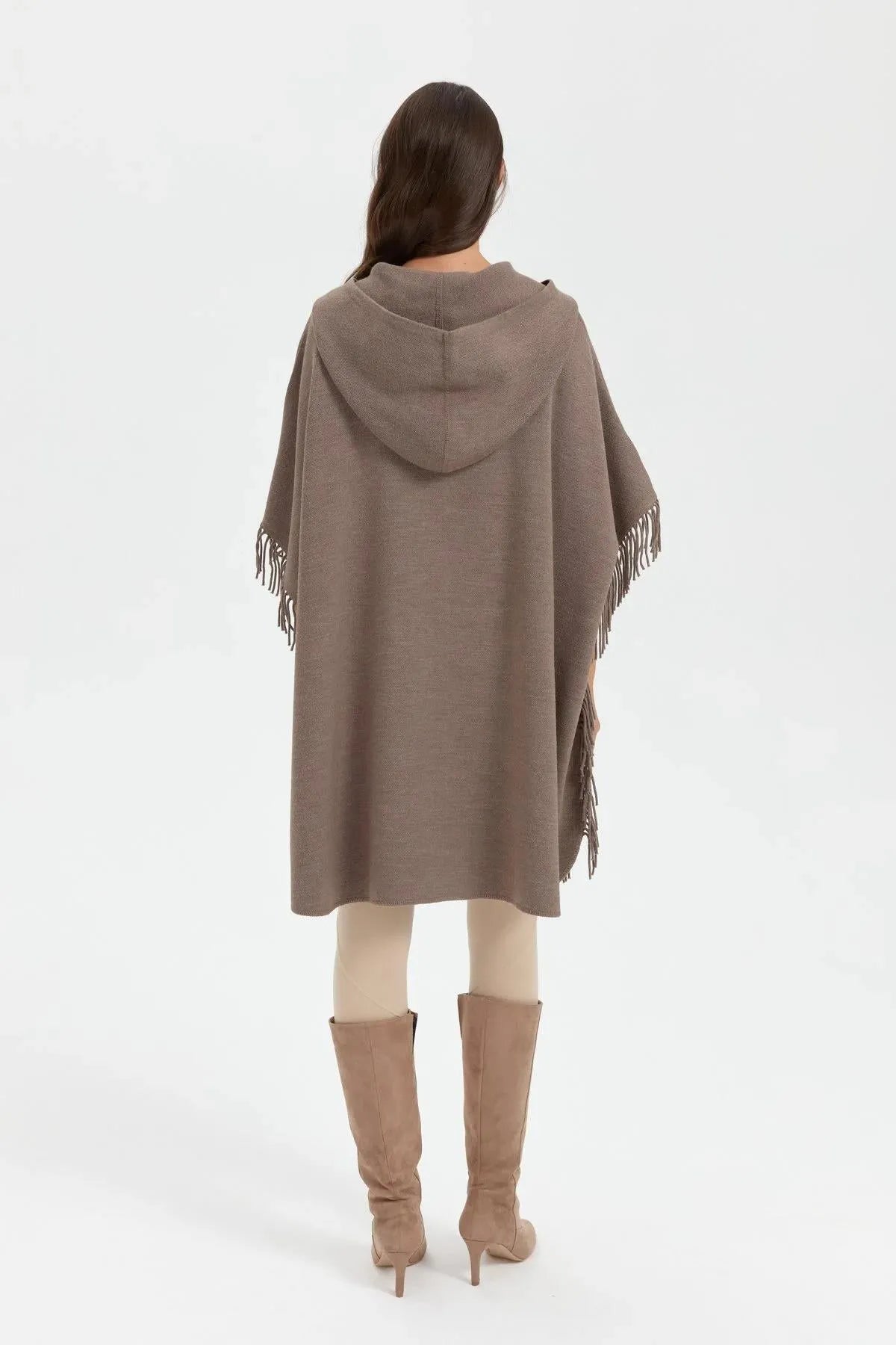 Hooded Shoulder Flower Embroidered Poncho 