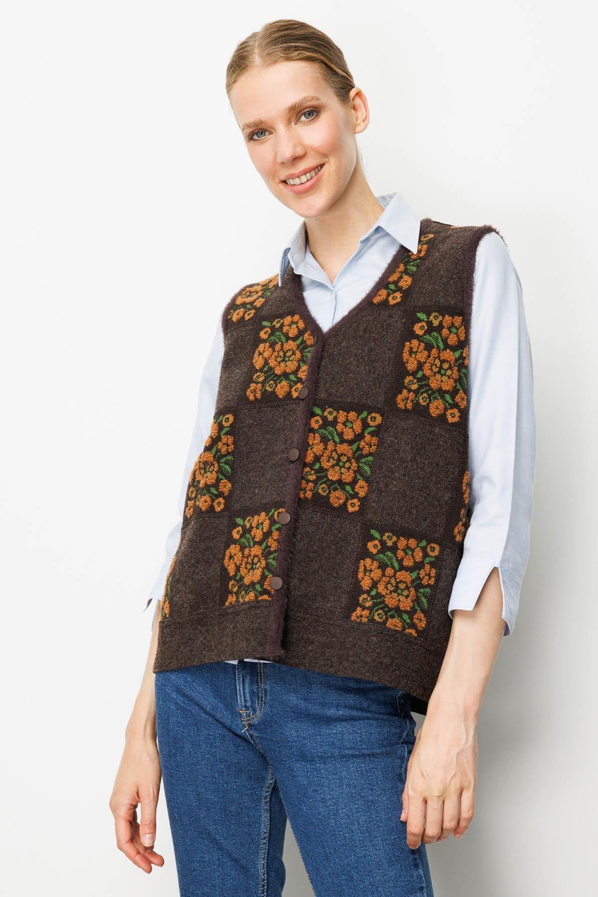 Patchwork Vest with Floral Pattern 