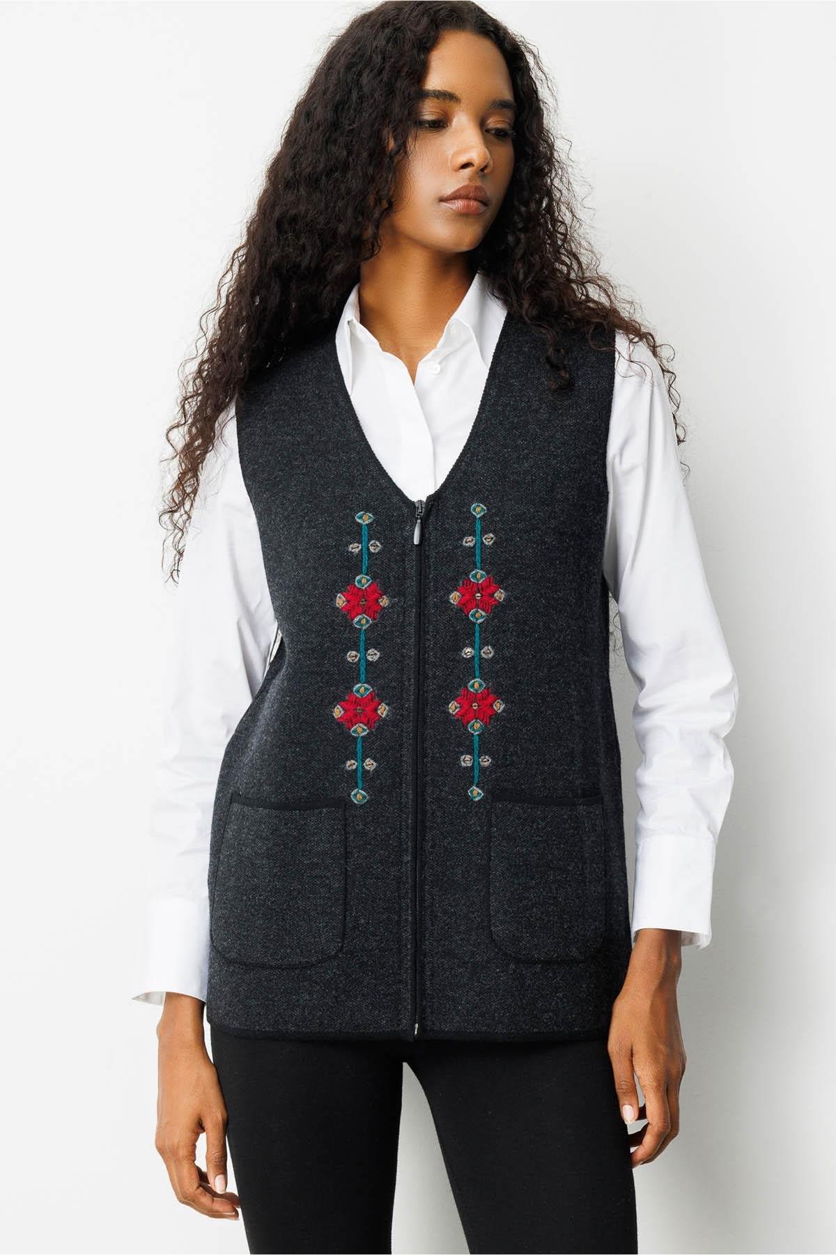 V-Neck Embroidered Zippered Short Vest 