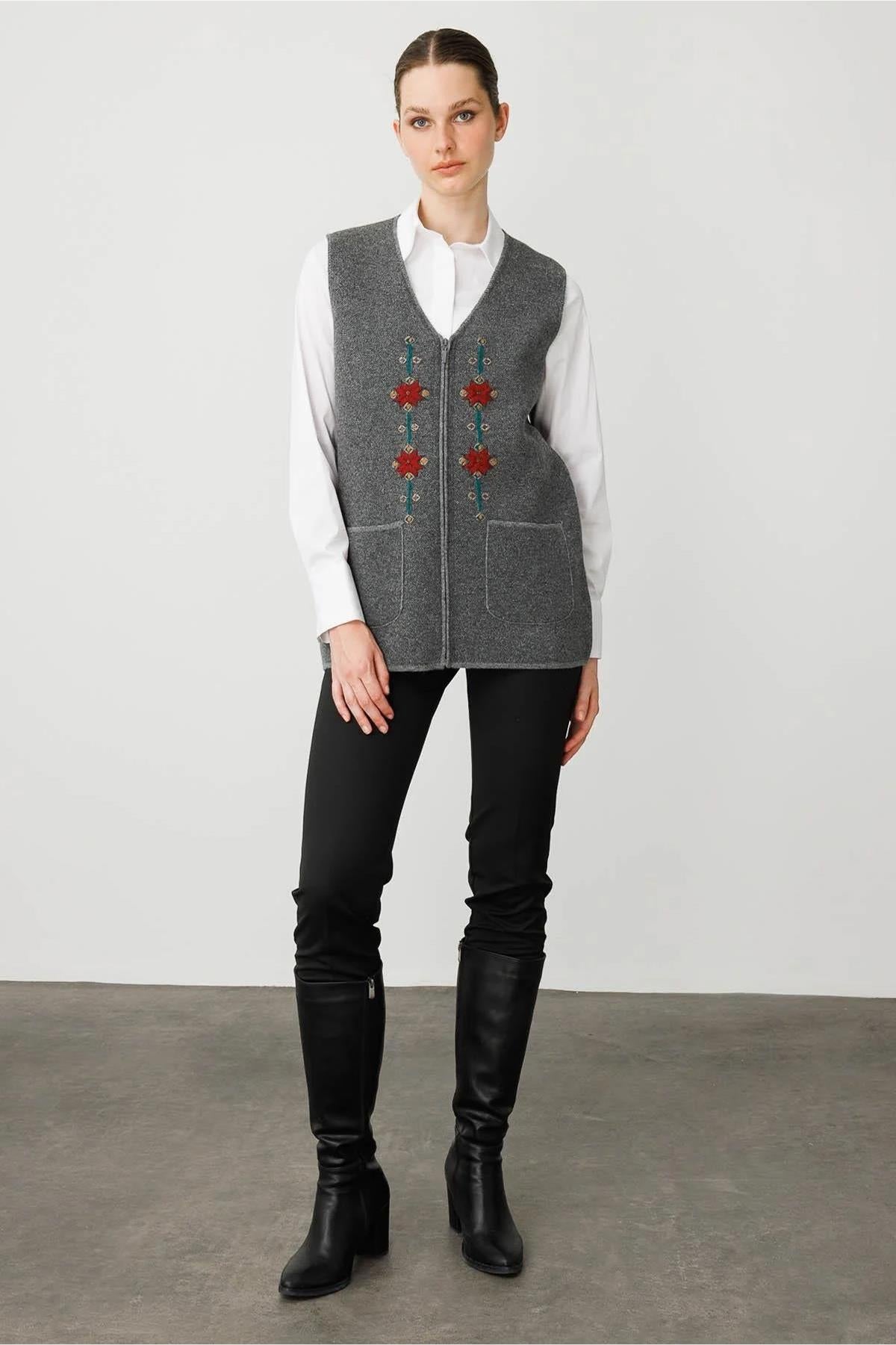 V-Neck Embroidered Zippered Short Vest 