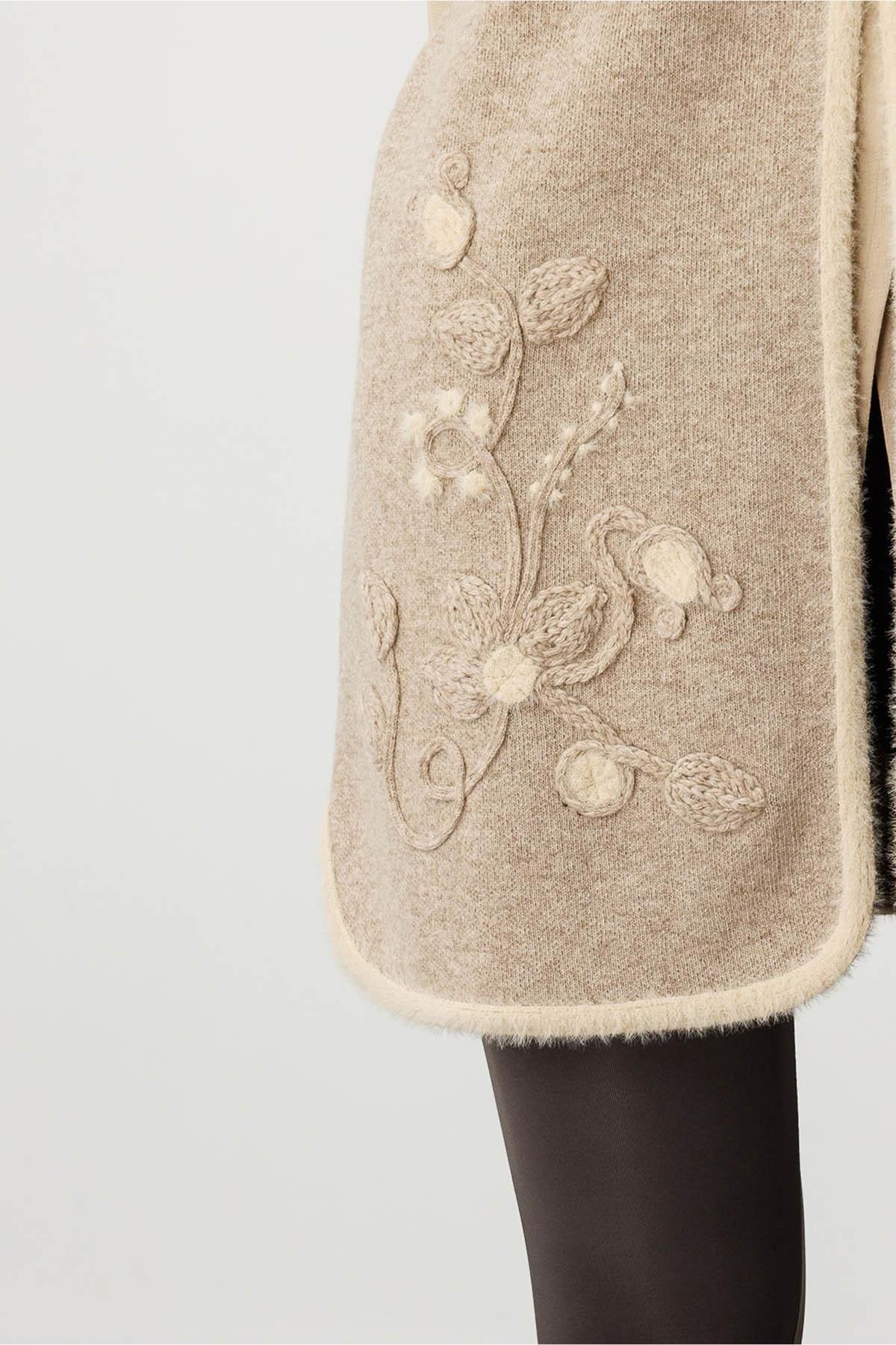 Crew Neck Floral Long Vest 