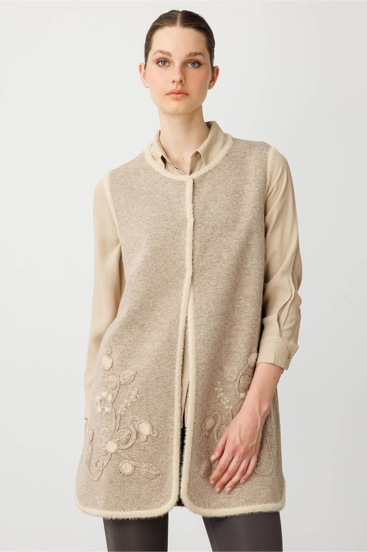 Crew Neck Floral Long Vest 