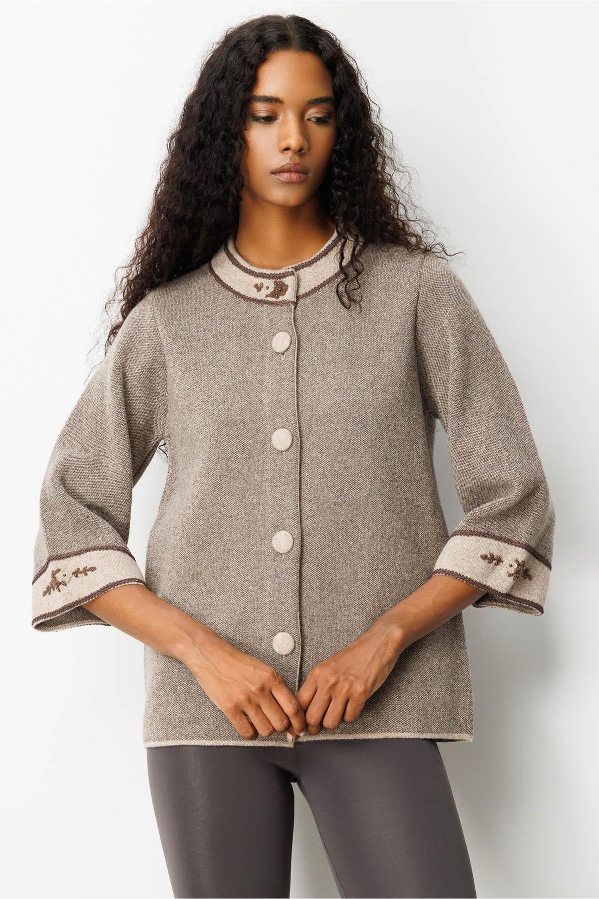 Stand Collar Jacket with Embroidered Sleeves and Collar 
