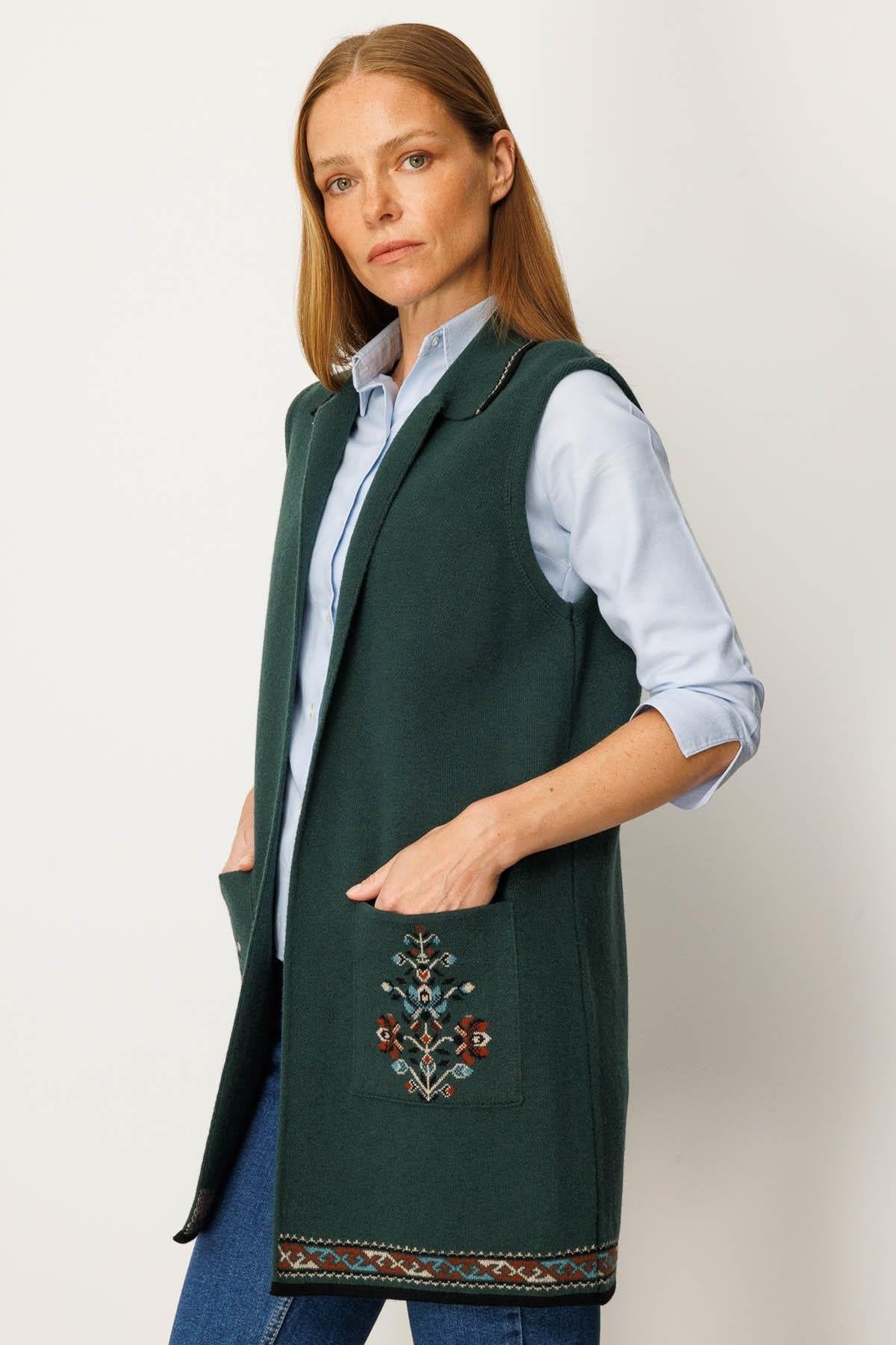 Polo Collar Long Vest with Kilim Pattern on the Hem 