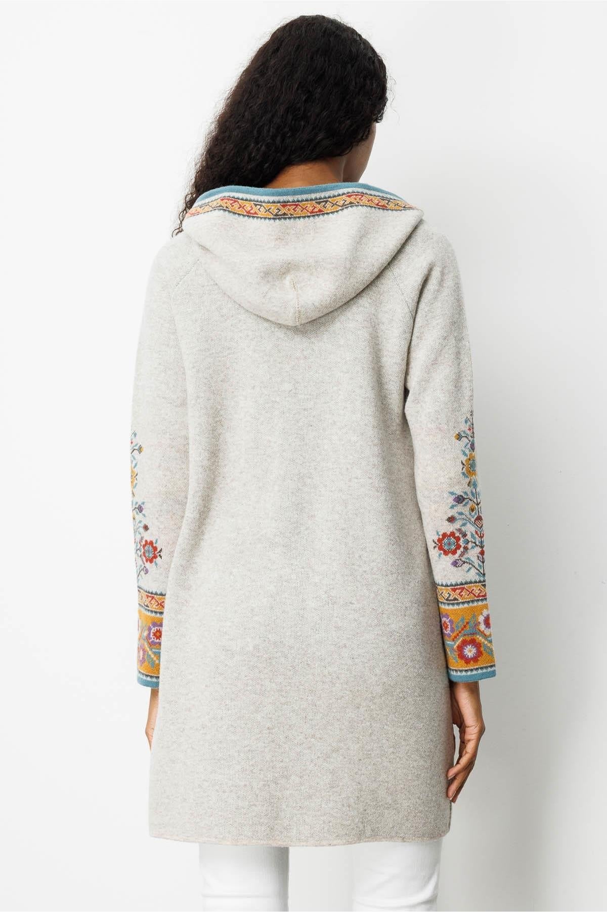 Kapüşonlu Kilim Jakarlı Püsküllü Hırka