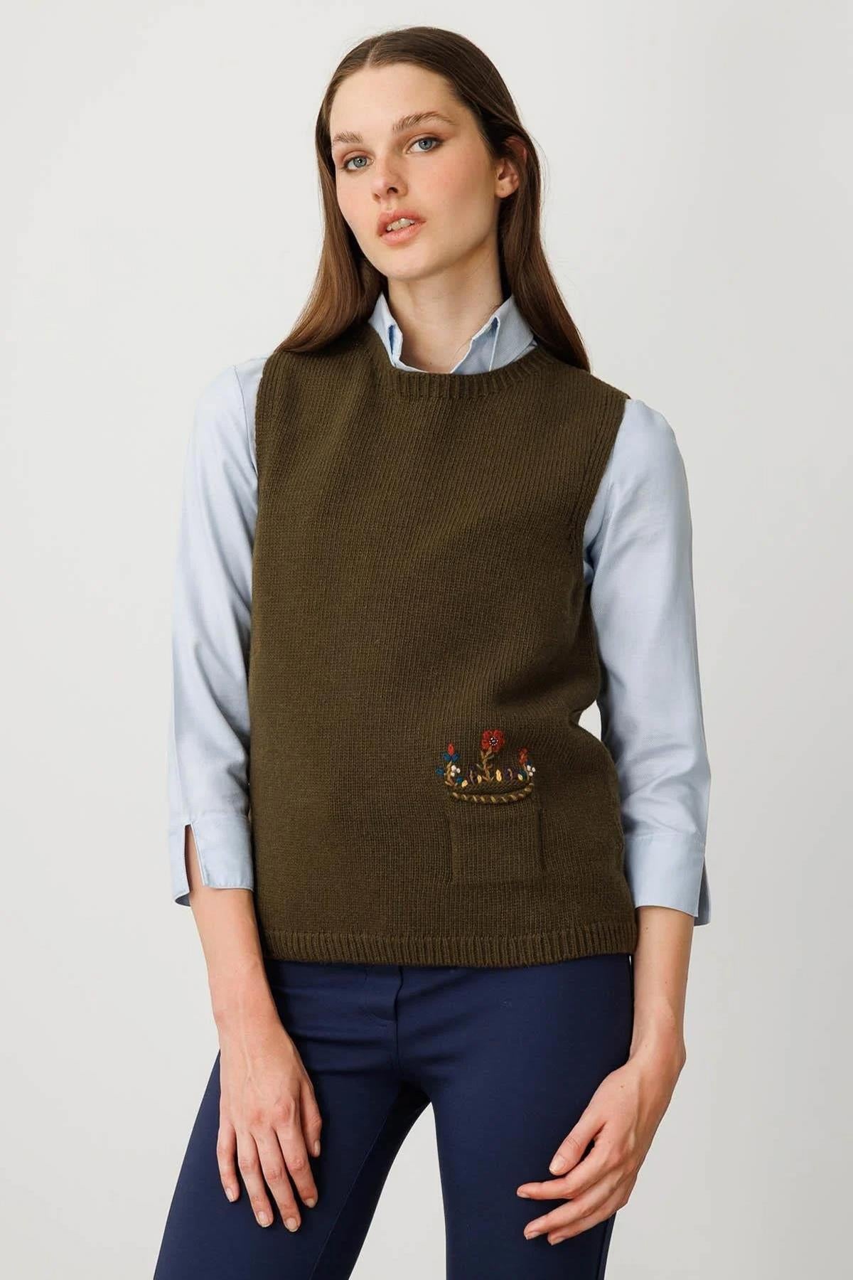 Crew Neck Floral Embroidered Sweater with Pocket 