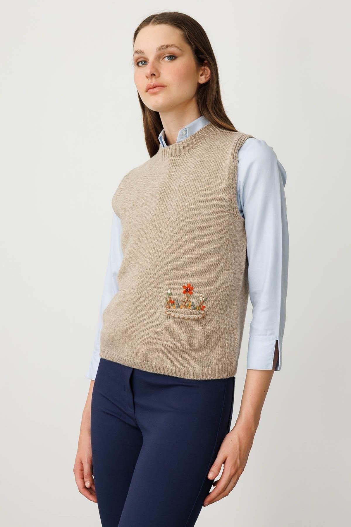 Crew Neck Floral Embroidered Sweater with Pocket 