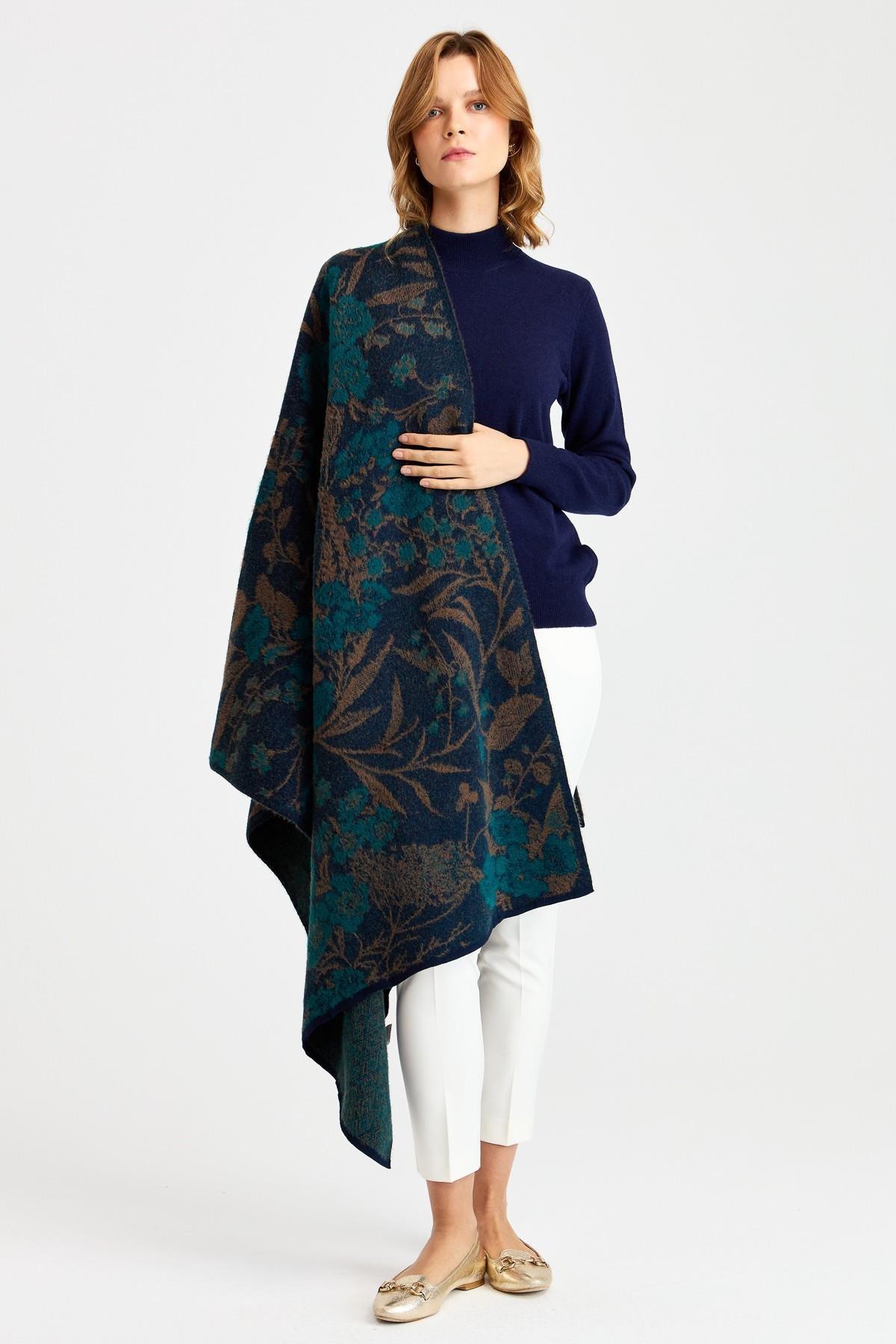 Desen Sarmaşık Desenli Yün Büyük Kadın Şal - Eser Giyim