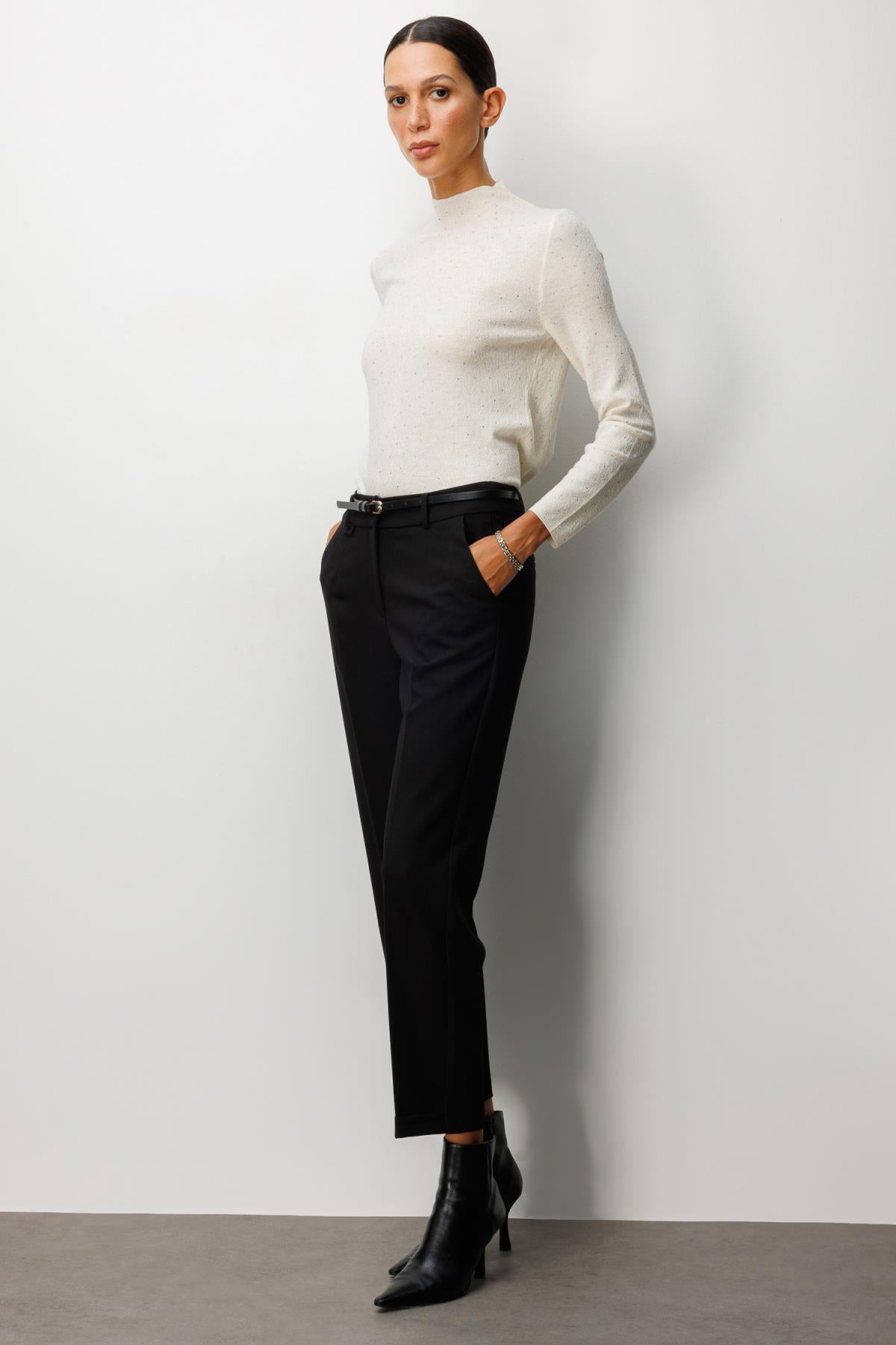 Duble Paça Kemerli Pantolon