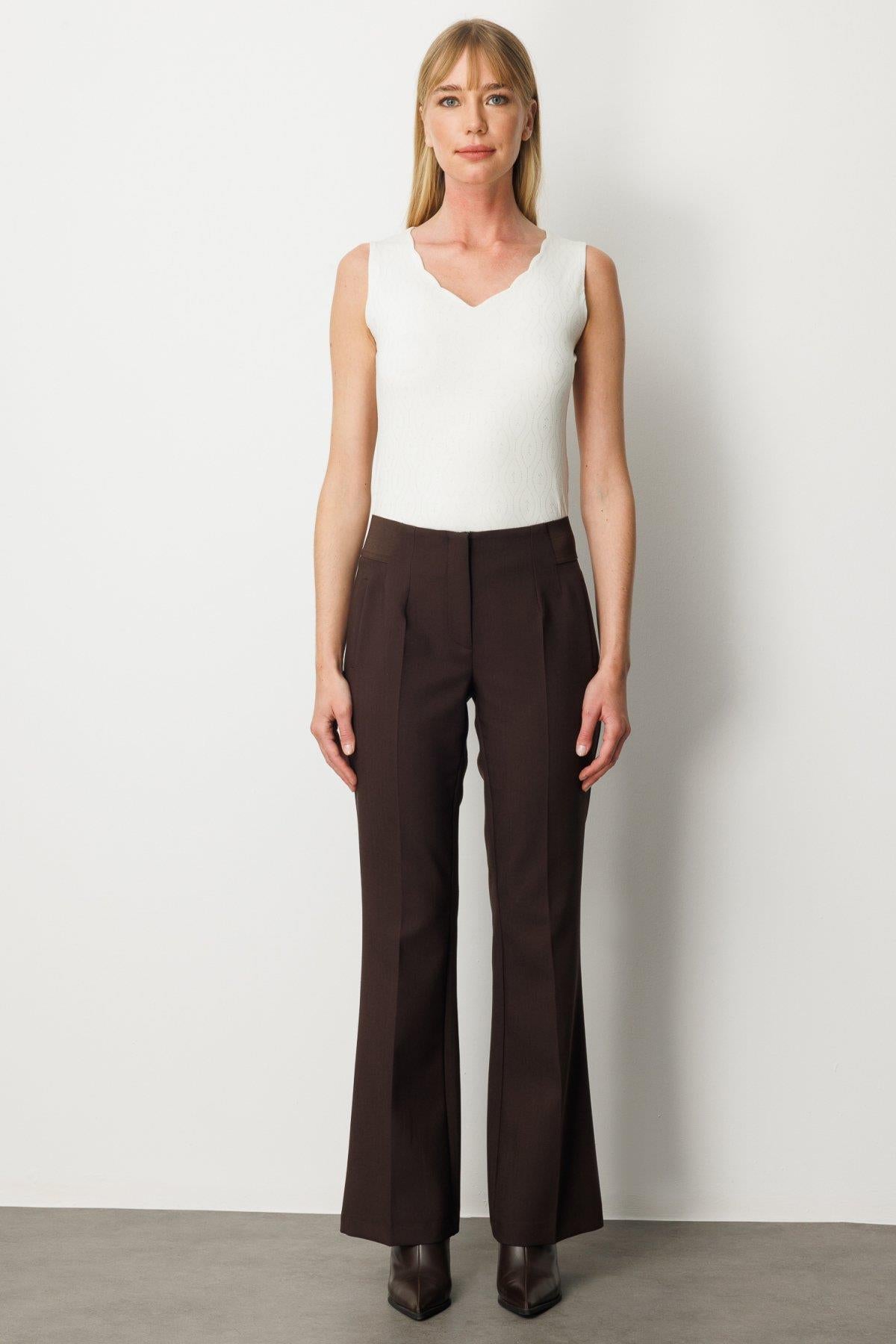 Beli Kalın Lastikli İspanyol Paça Pantolon