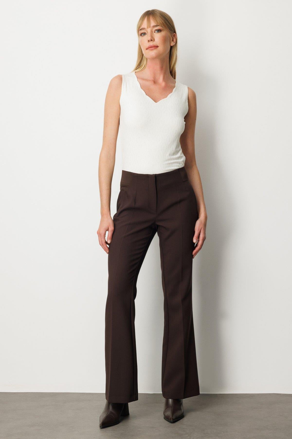 Beli Kalın Lastikli İspanyol Paça Pantolon