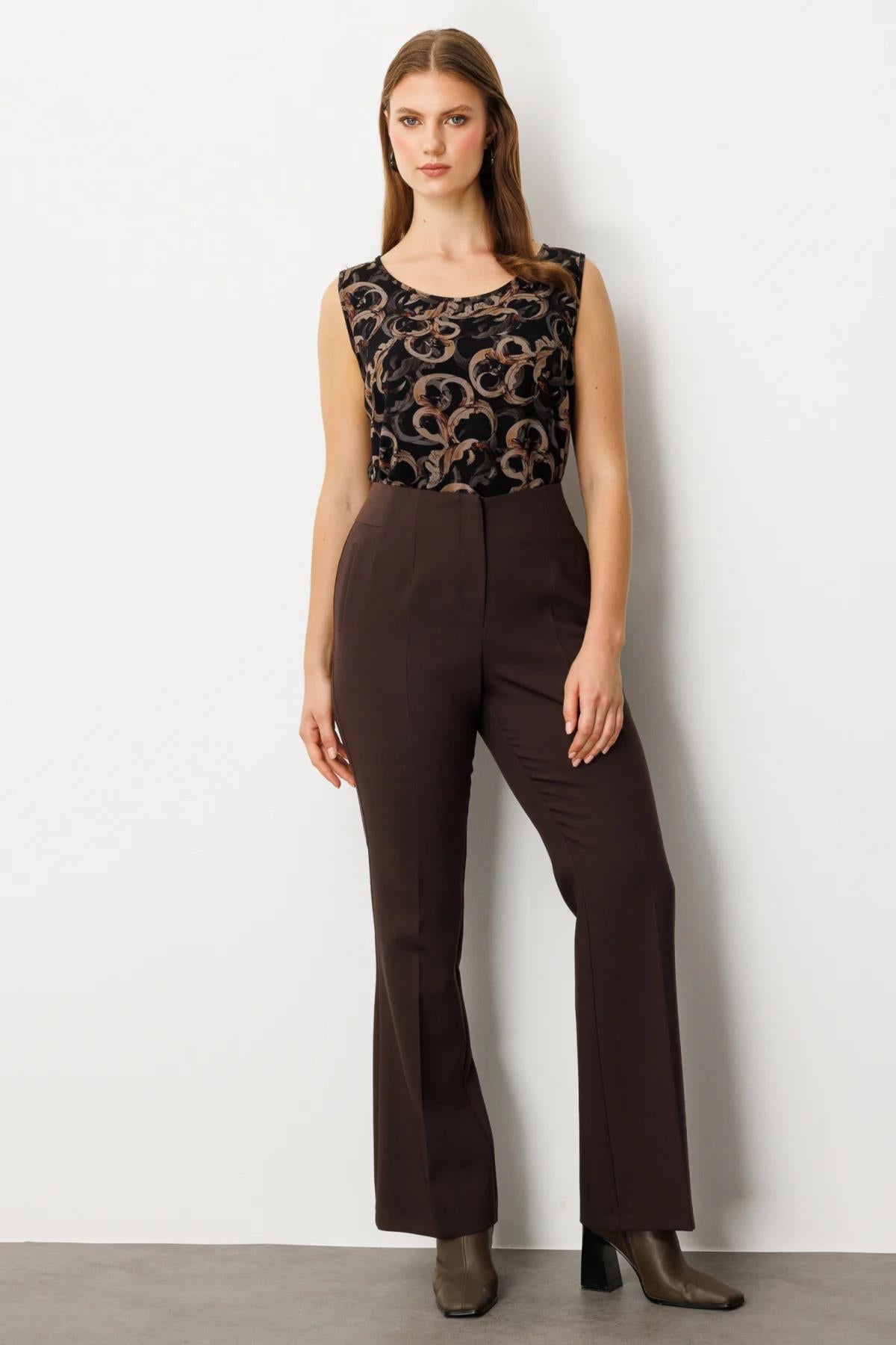 Beli Kalın Lastikli Büyük Beden Pantolon