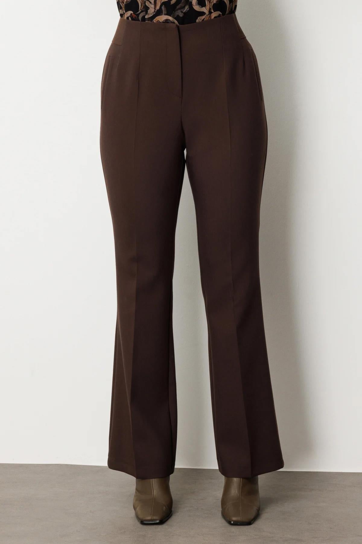 Beli Kalın Lastikli Büyük Beden Pantolon