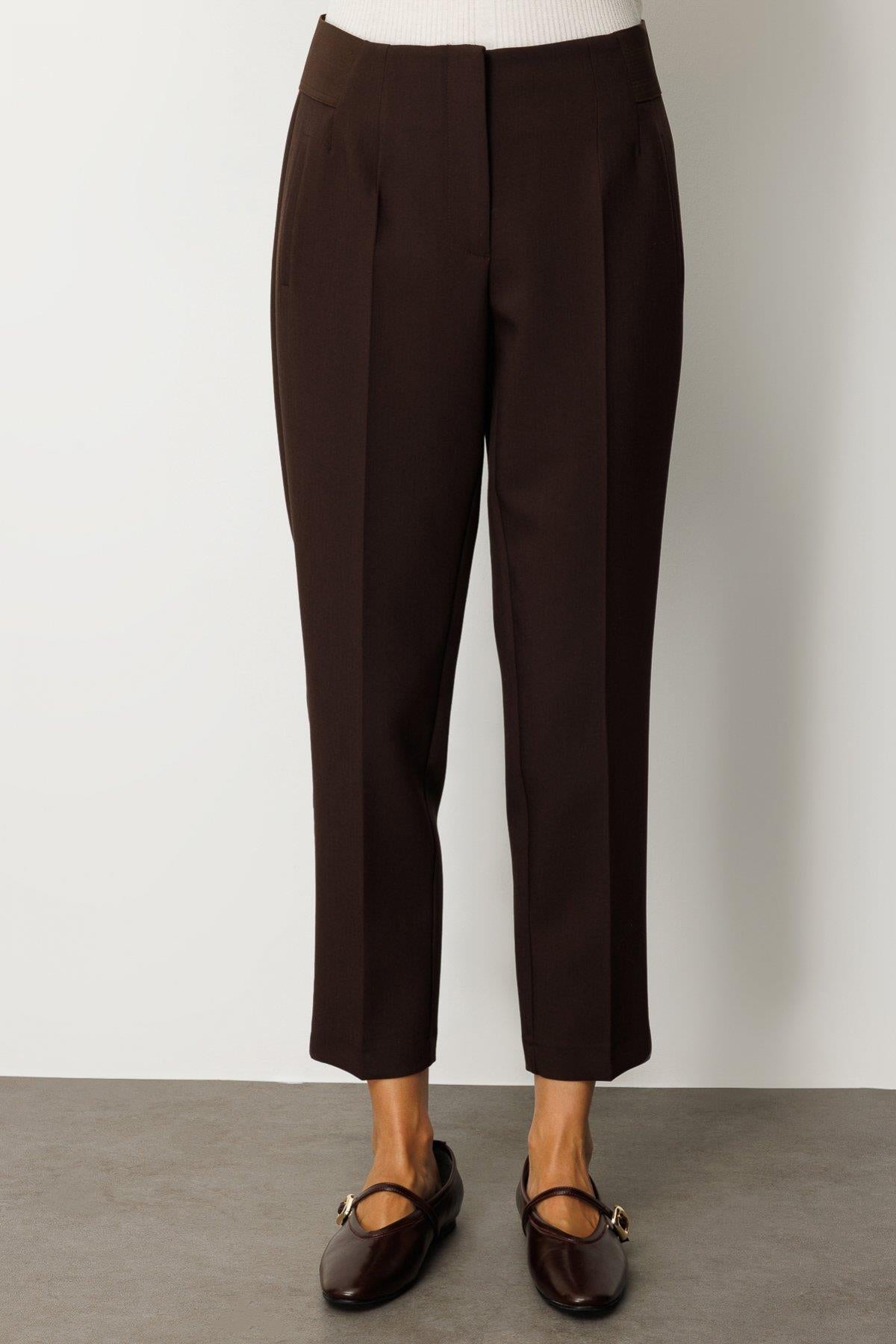 Beli Kalın Lastikli Dar Paça Pantolon