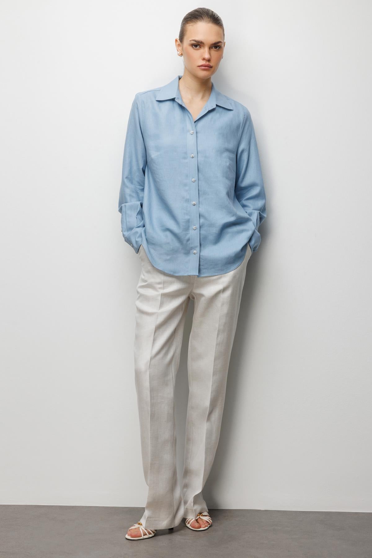 Önden Düğmeli Keten Gömlek