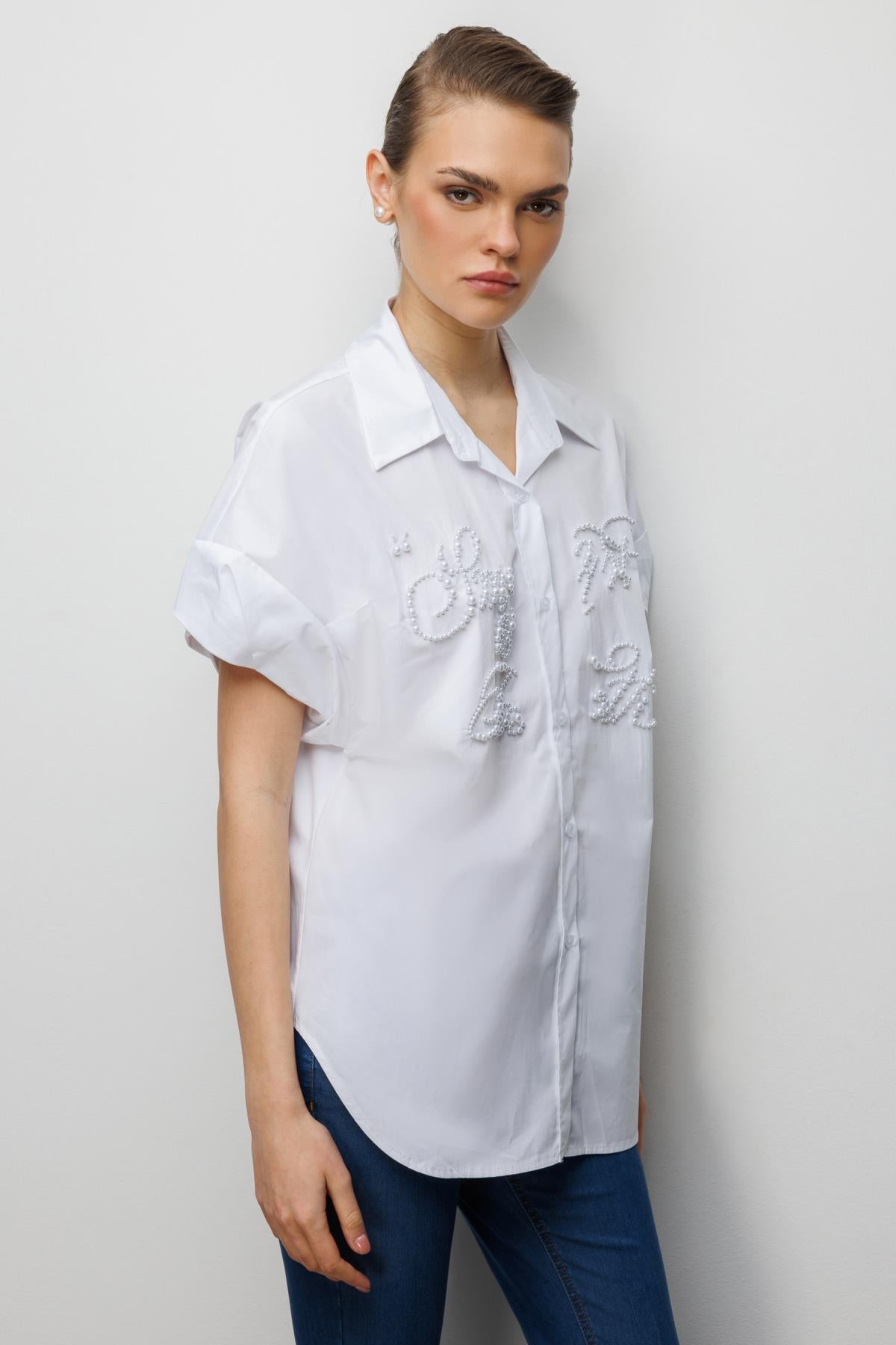 Boncuk İşlemeli Balon Kol Bluz