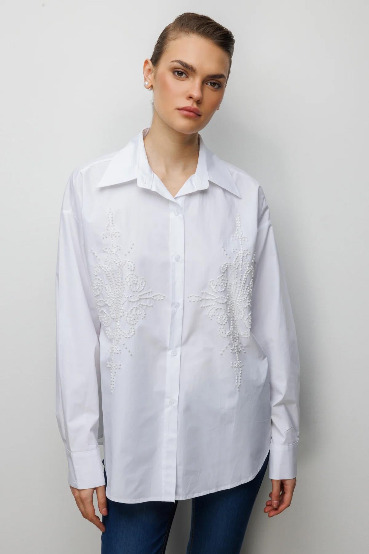 Boncuk İşlemeli Oversize Gömlek