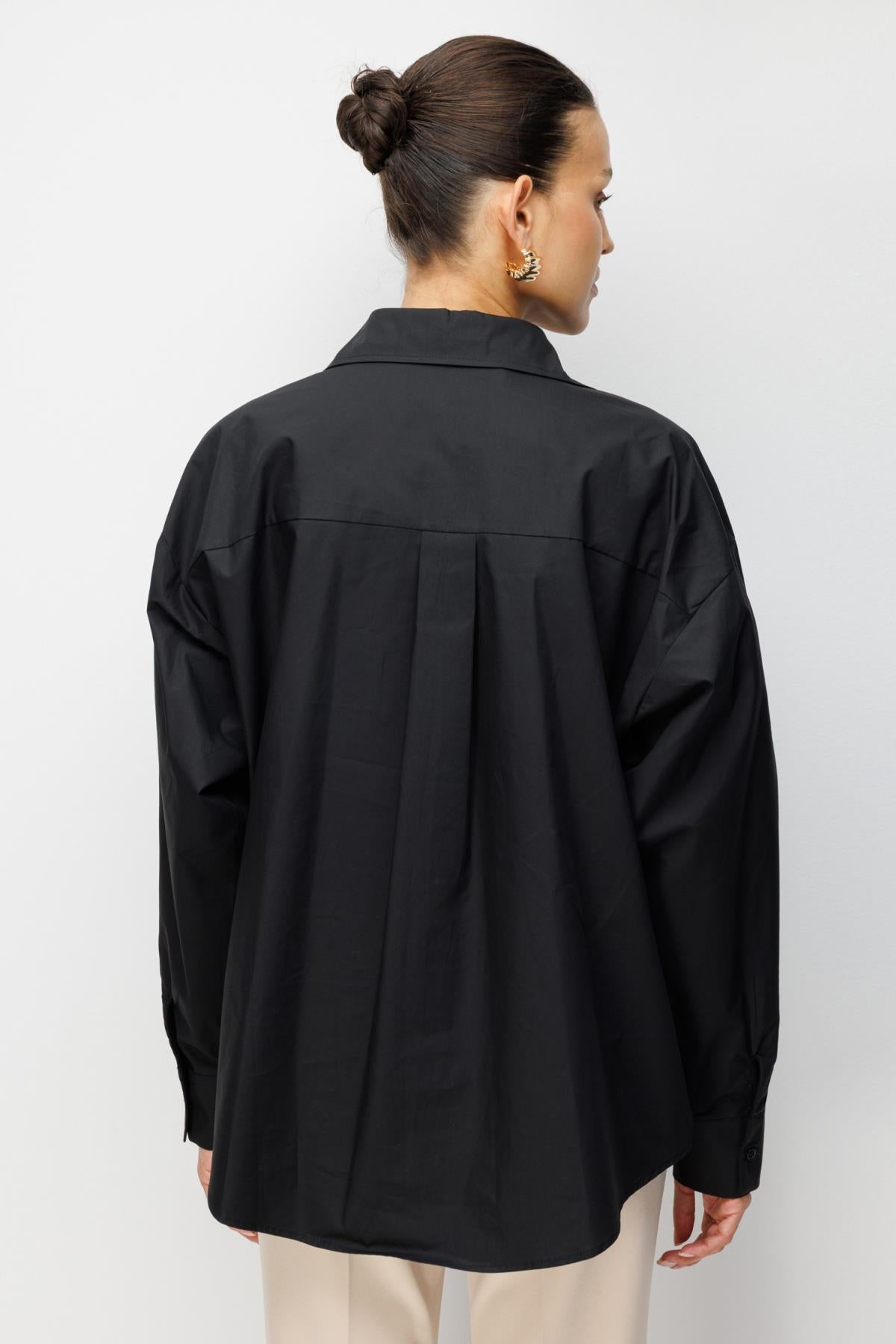 Boncuklu Çiçek İşlemeli Gömlek