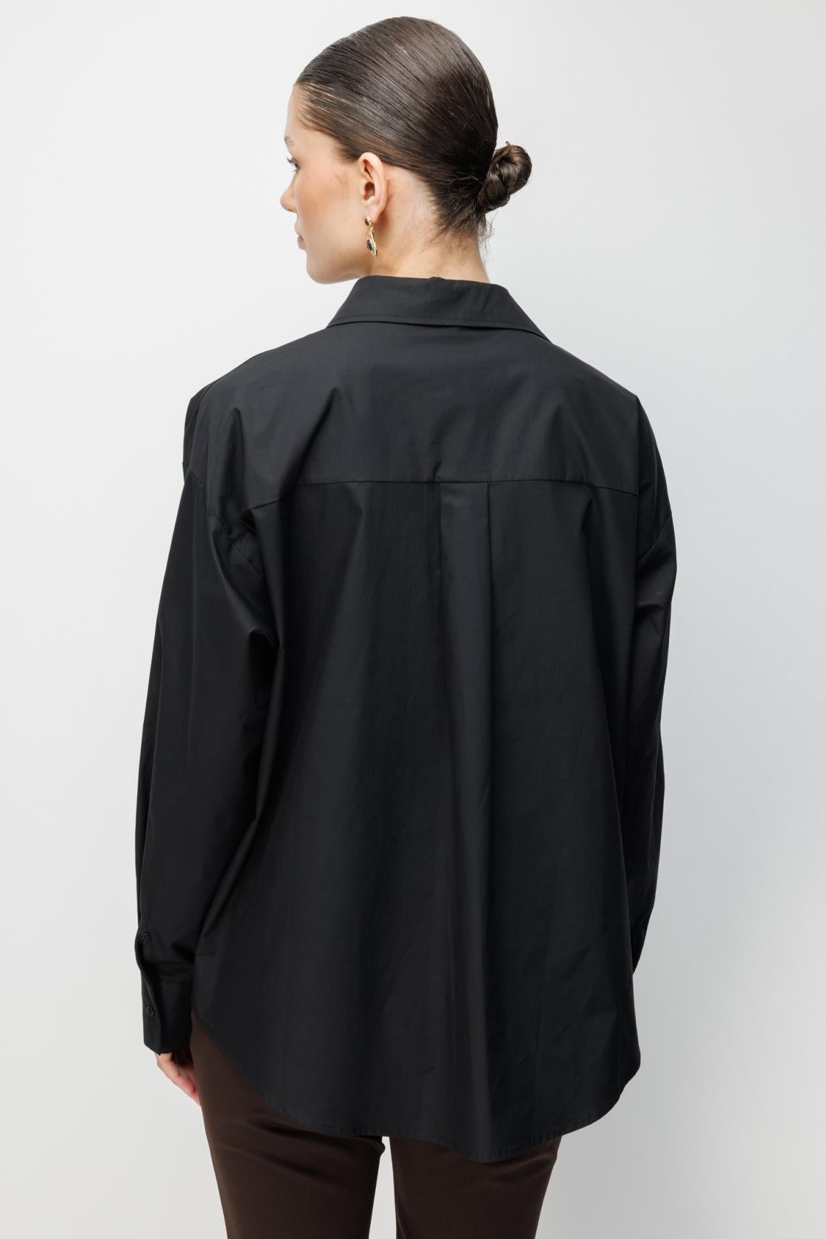 Ön Çiçek İşlemeli Oversize Gömlek