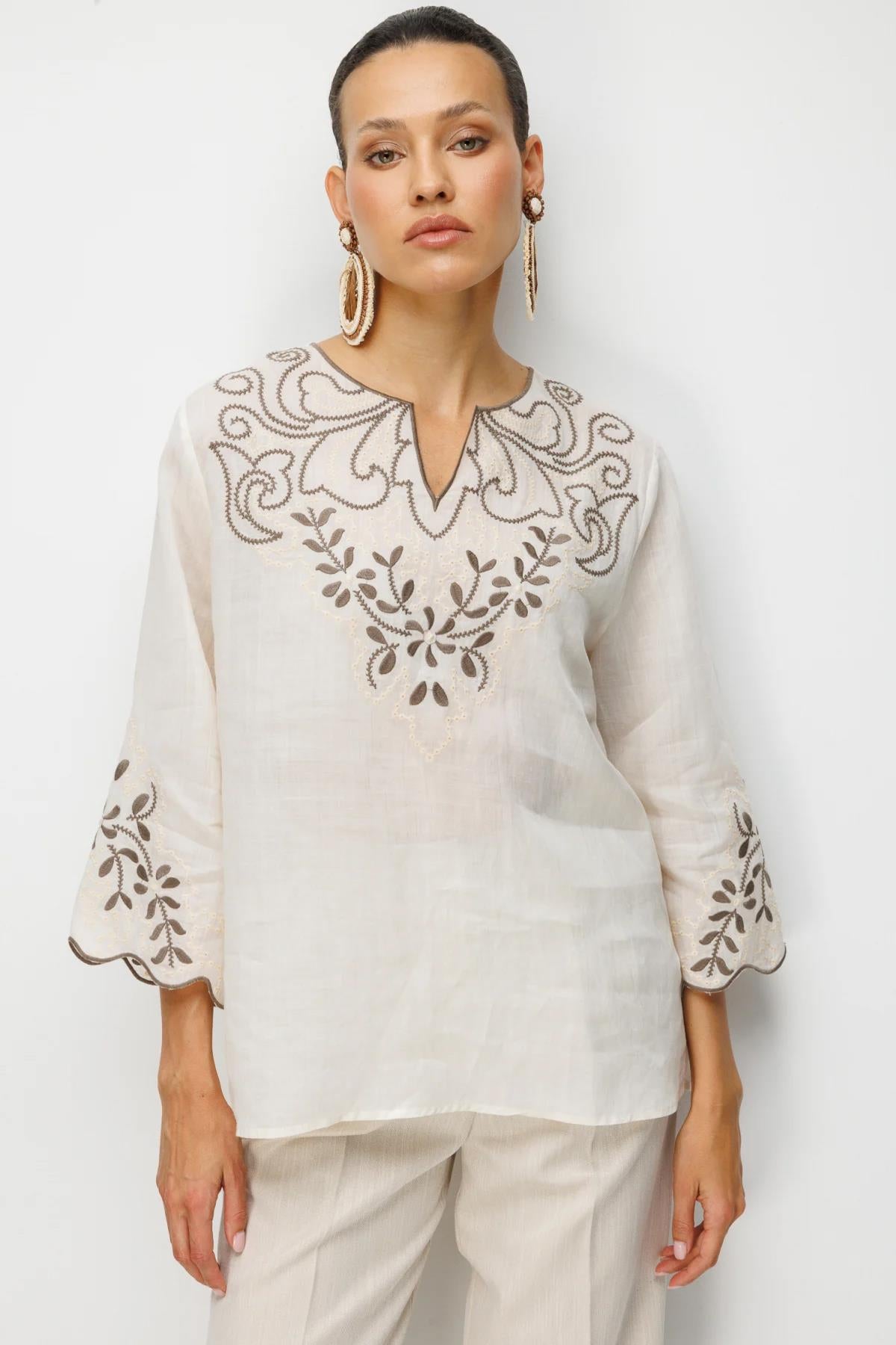 Hakim Yaka Nakışlı Keten Bluz