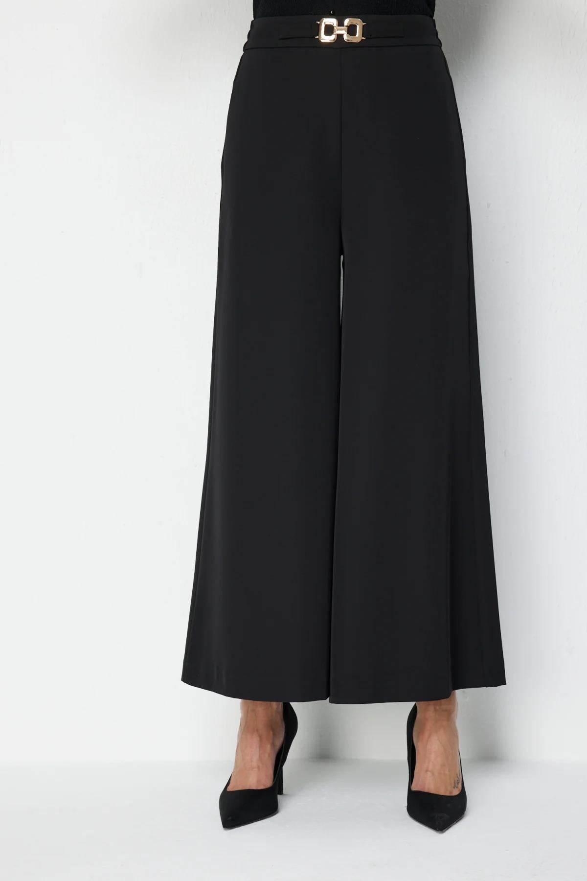 Metal Buckle Skirted Trousers