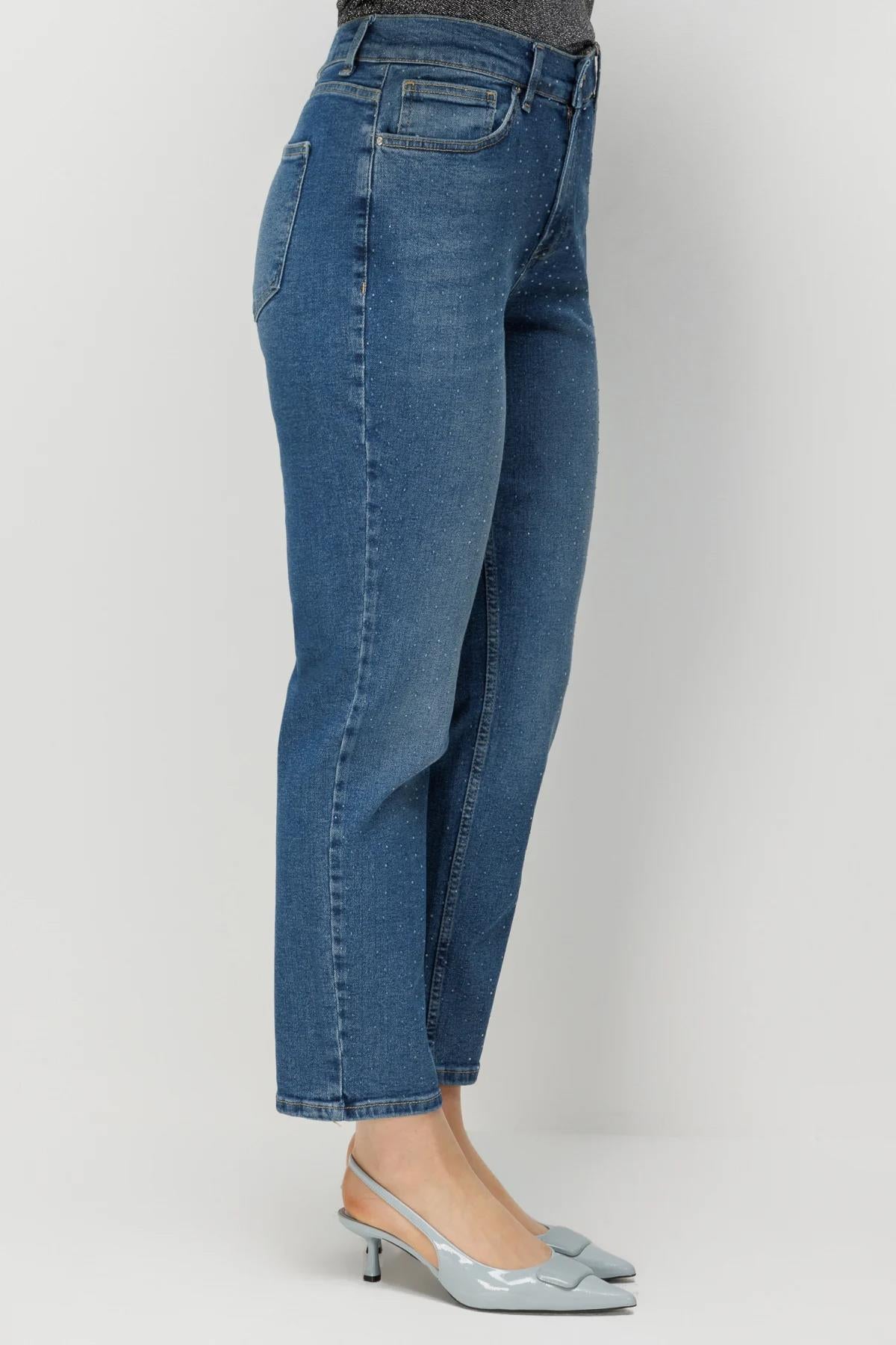 Taş Detaylı Dar Paça Büyük Beden Kot Pantolon