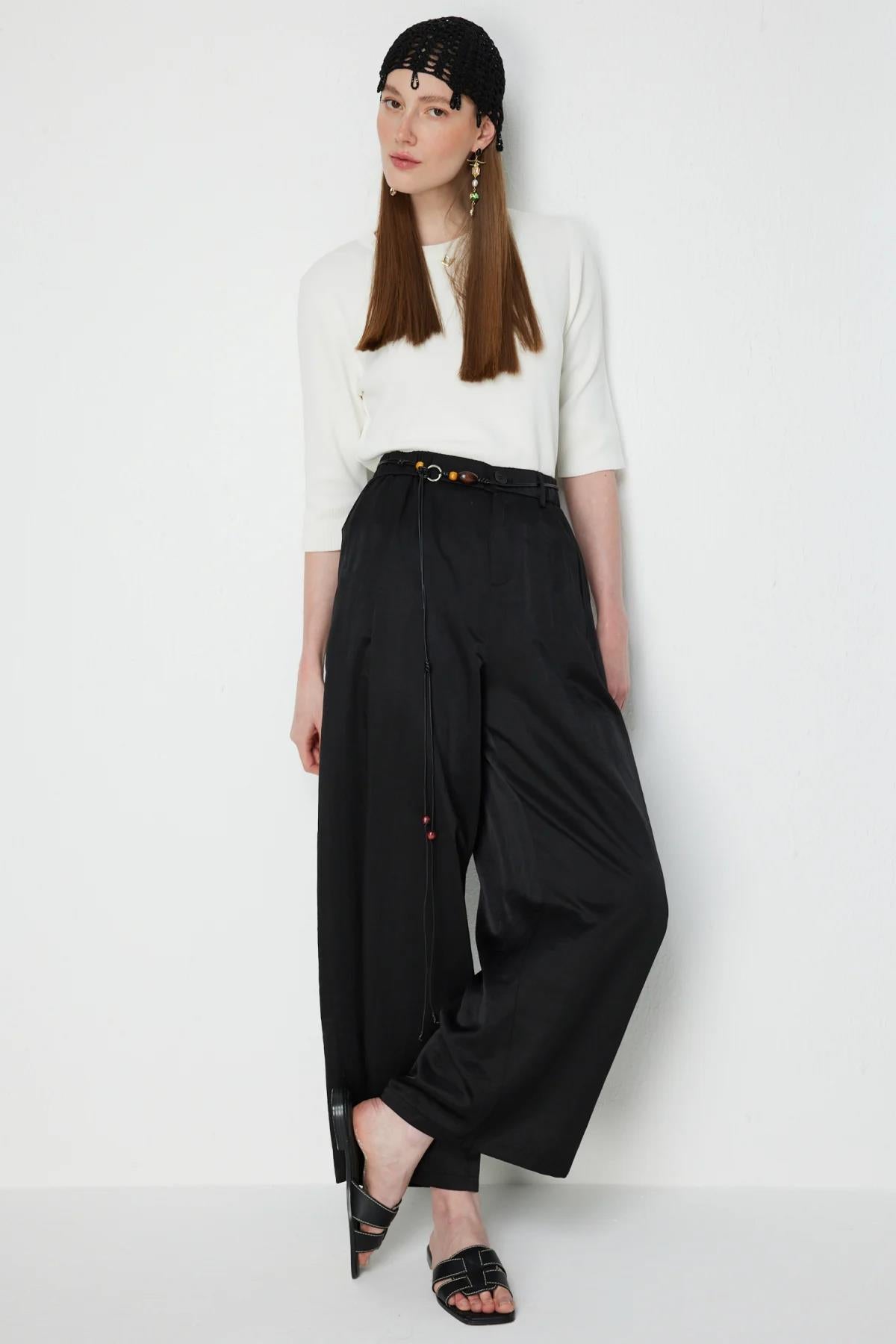 İp Kemerli Saten Pantolon