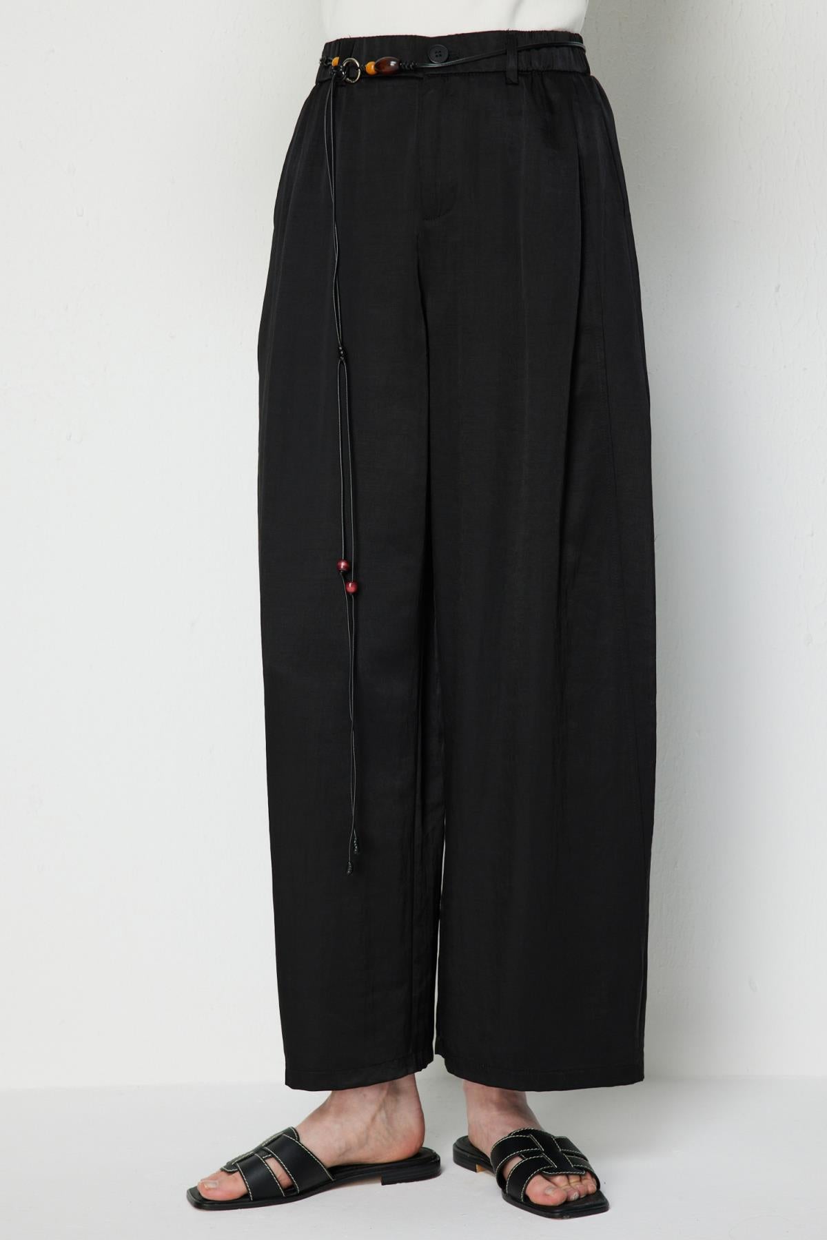 İp Kemerli Saten Pantolon