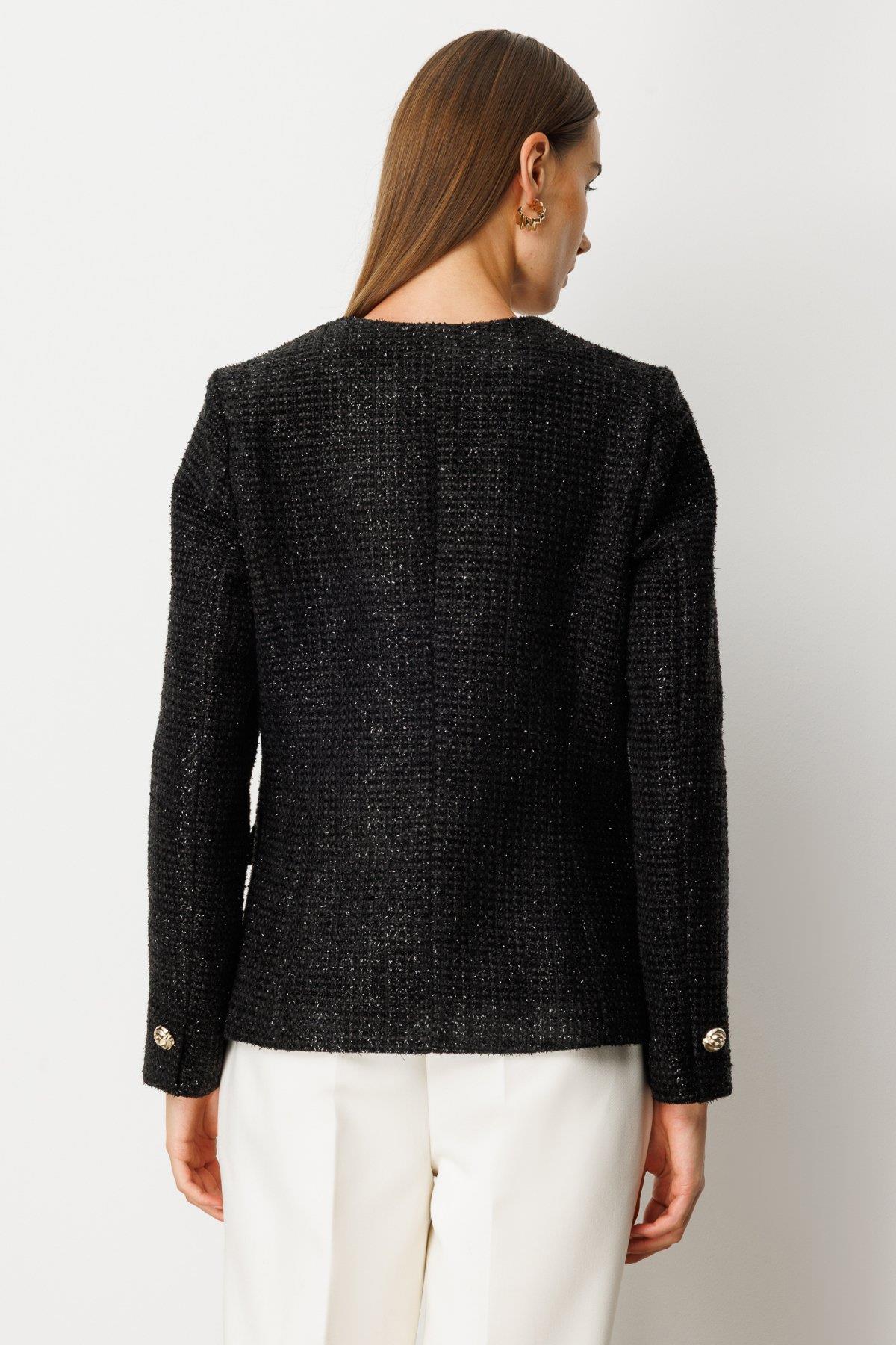 Metal Buttoned Short Jacket with Flap Pockets