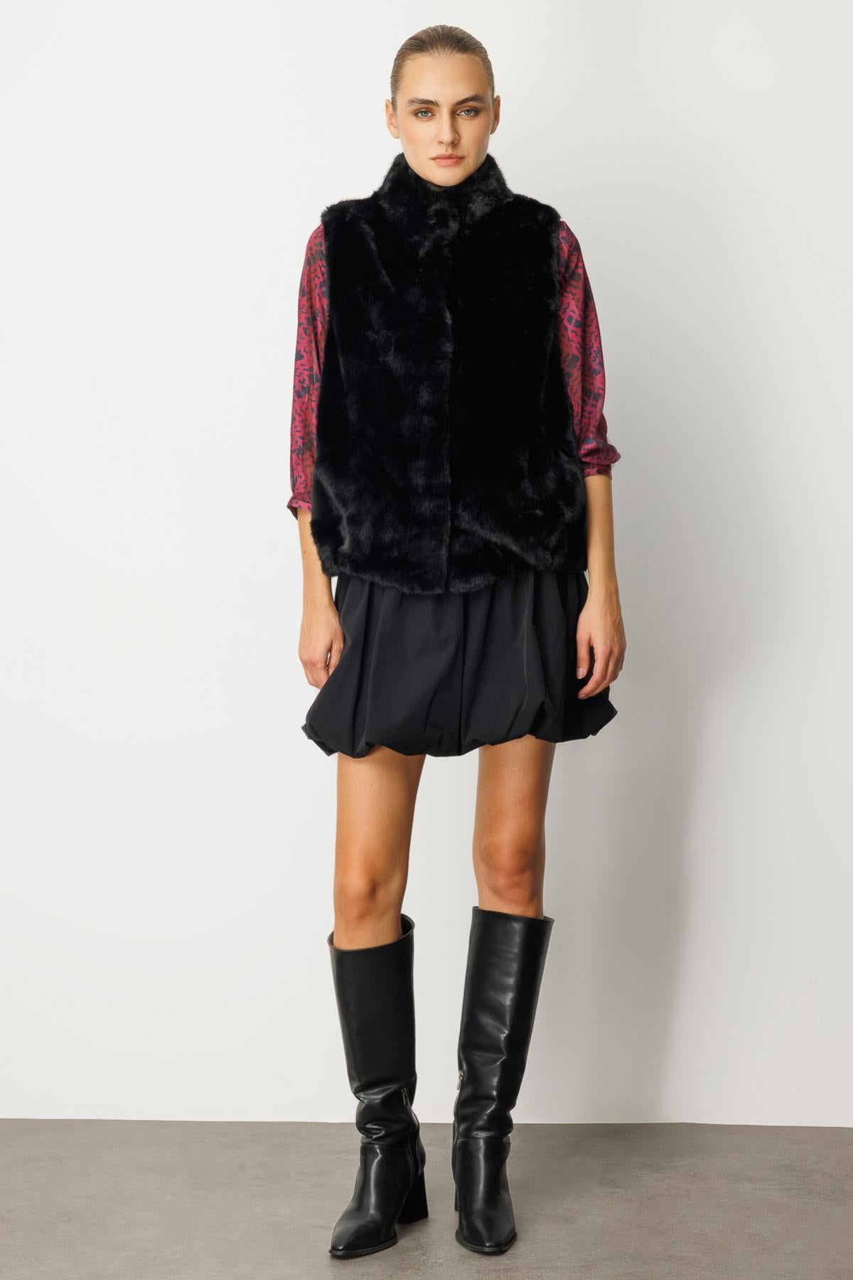 Torba Cepli Ön Çıtçıtlı Peluş Yelek