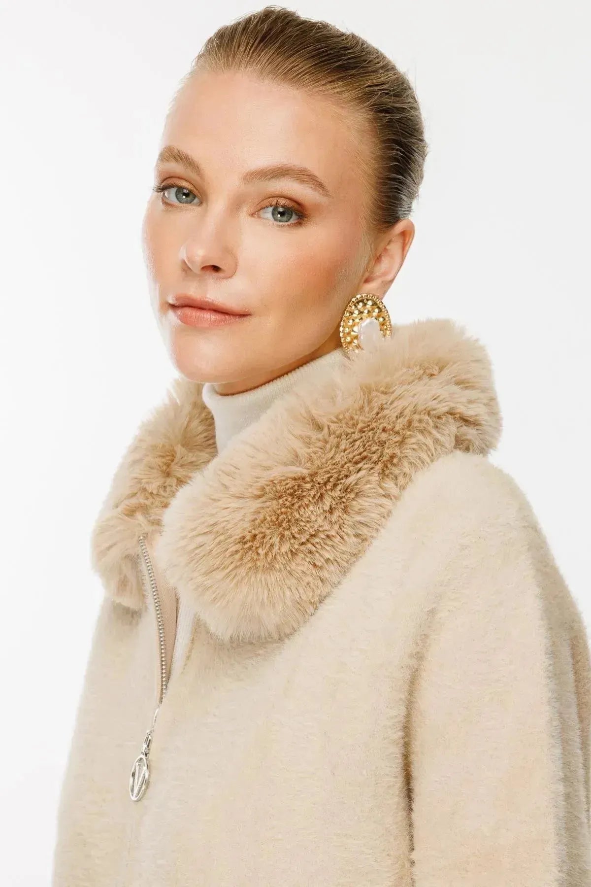 Fur Detailed Coat with Collar and Pocket